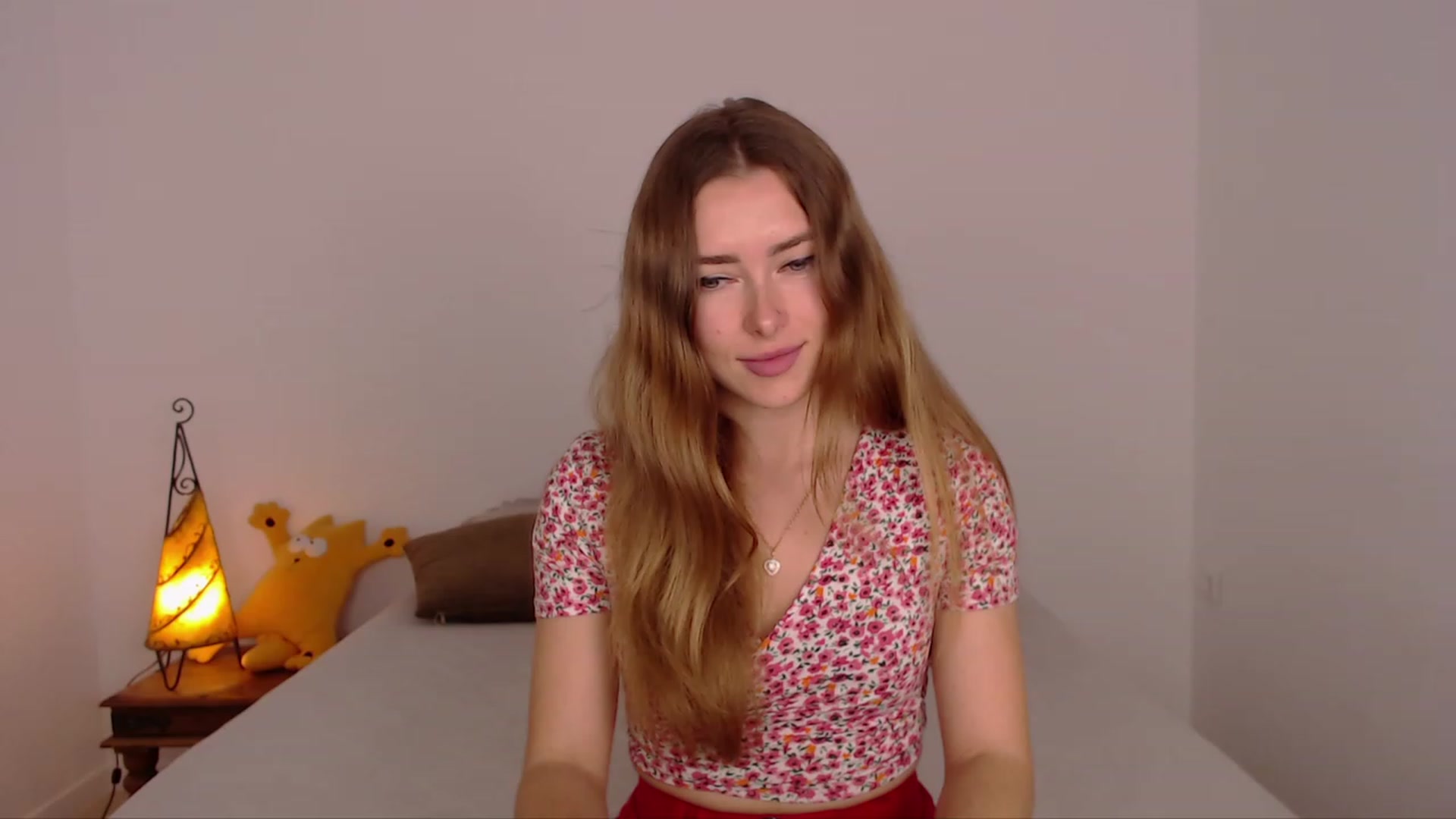 Gallery image thumbnail from SimonsWife's myfreecams stream on, 03/04/2024, 13:27 image 10 of 20