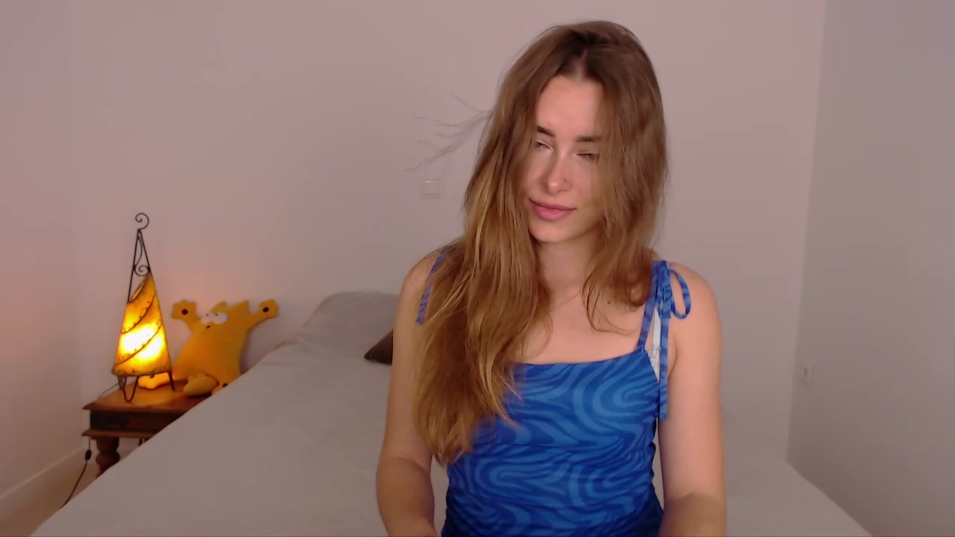 Gallery image thumbnail from SimonsWife's myfreecams stream on, 03/06/2024, 14:12 image 6 of 20