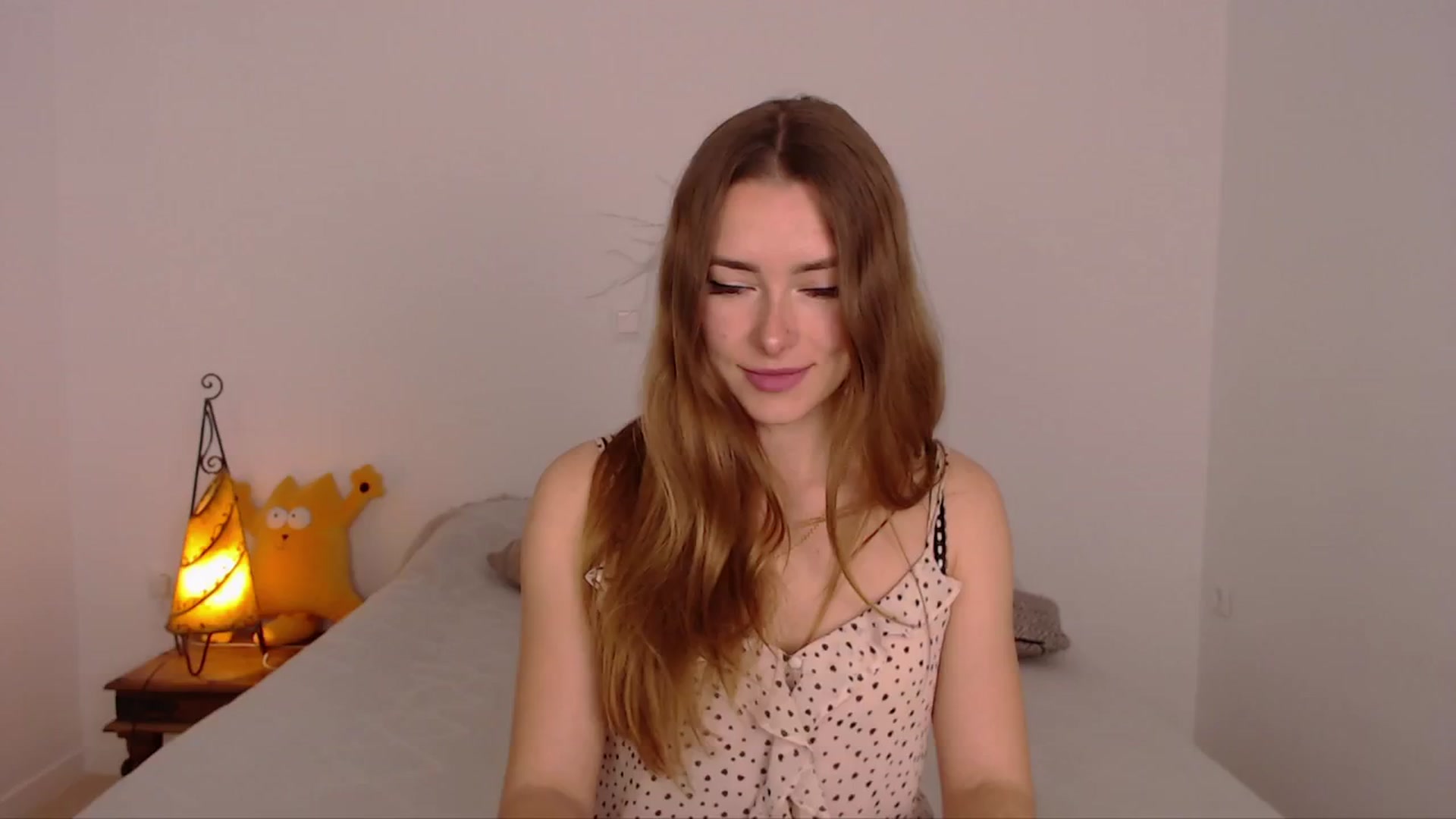 Gallery image thumbnail from SimonsWife's myfreecams stream on, 03/13/2024, 13:20 image 4 of 20