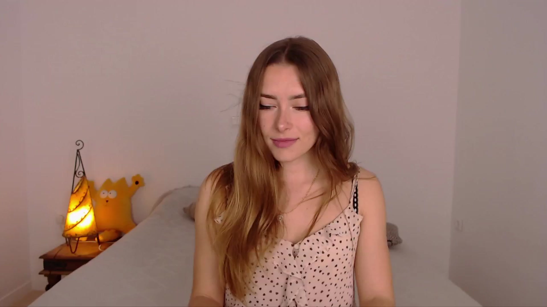 Gallery image thumbnail from SimonsWife's myfreecams stream on, 03/13/2024, 13:20 image 19 of 20