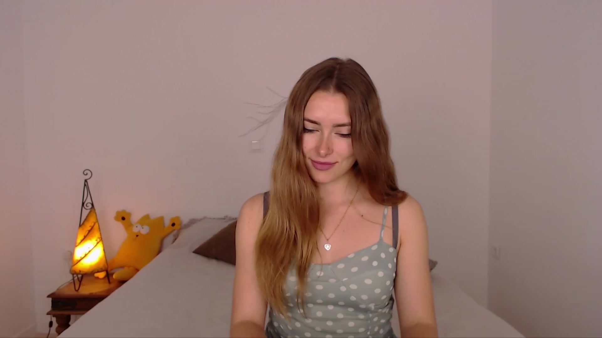 Gallery image thumbnail from SimonsWife's myfreecams stream on, 04/03/2024, 14:49 image 7 of 20