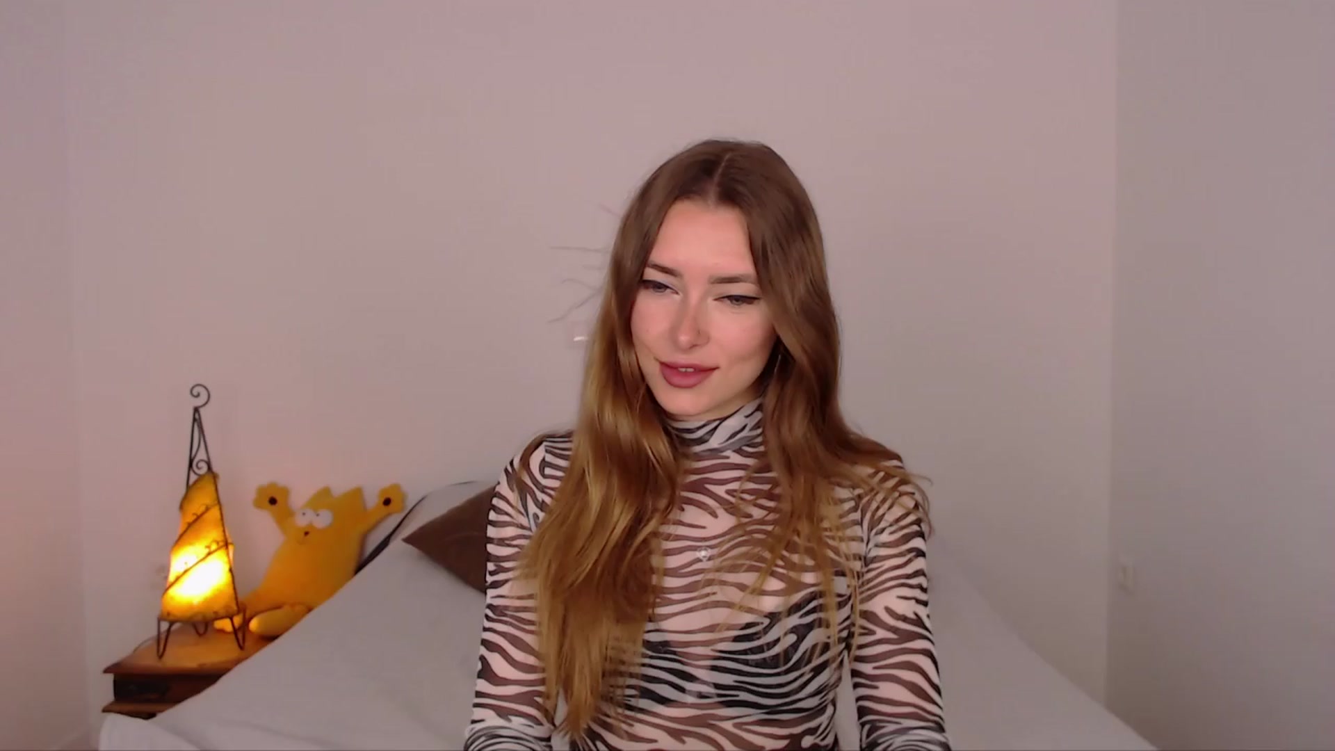 Gallery image thumbnail from SimonsWife's myfreecams stream on, 04/08/2024, 11:47 image 8 of 20