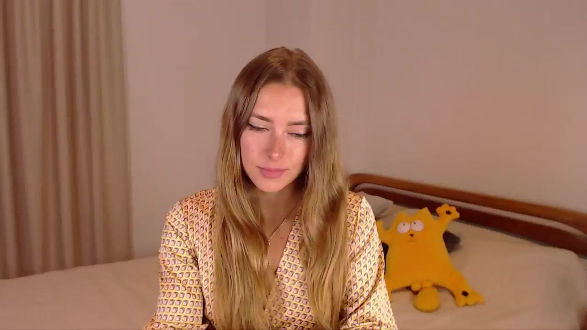 Gallery image thumbnail from SimonsWife's myfreecams stream on, 07/01/2024, 10:52 image 2 of 20