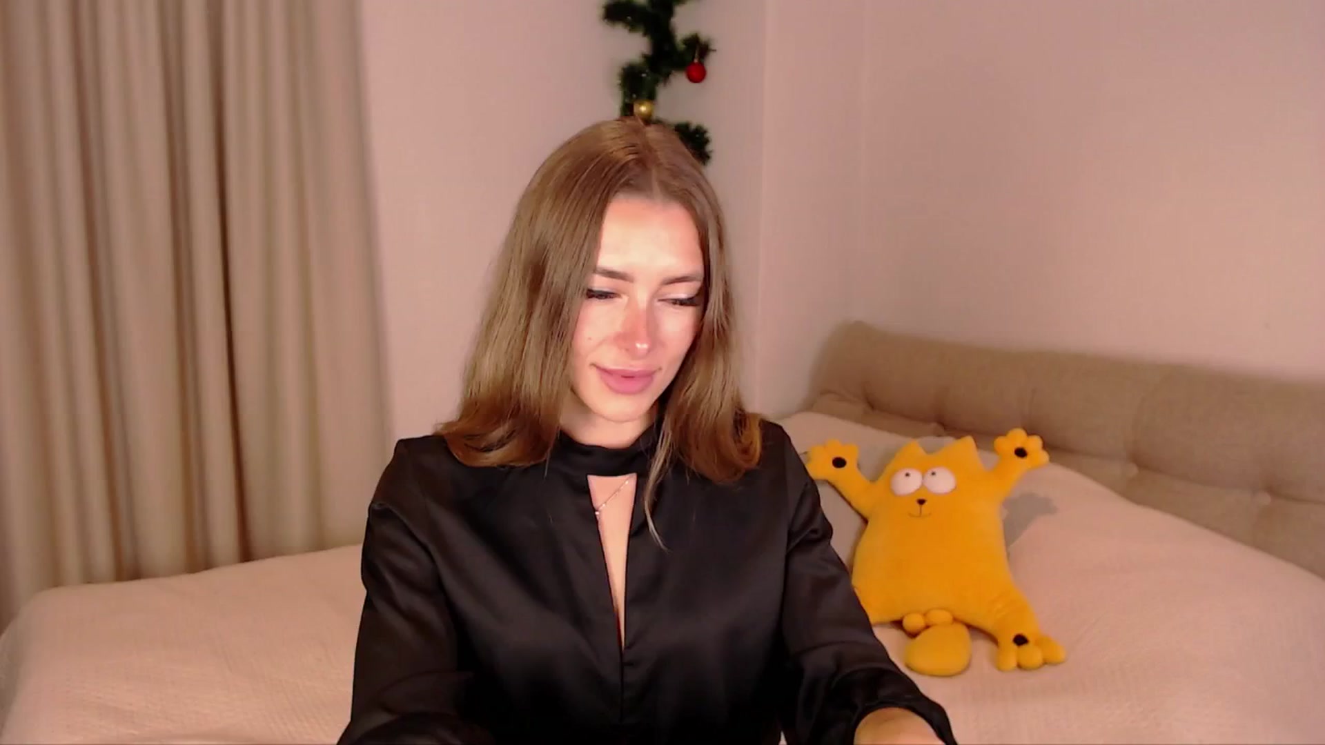 Gallery image thumbnail from SimonsWife's myfreecams stream on, 01/13/2025, 12:47 image 13 of 20