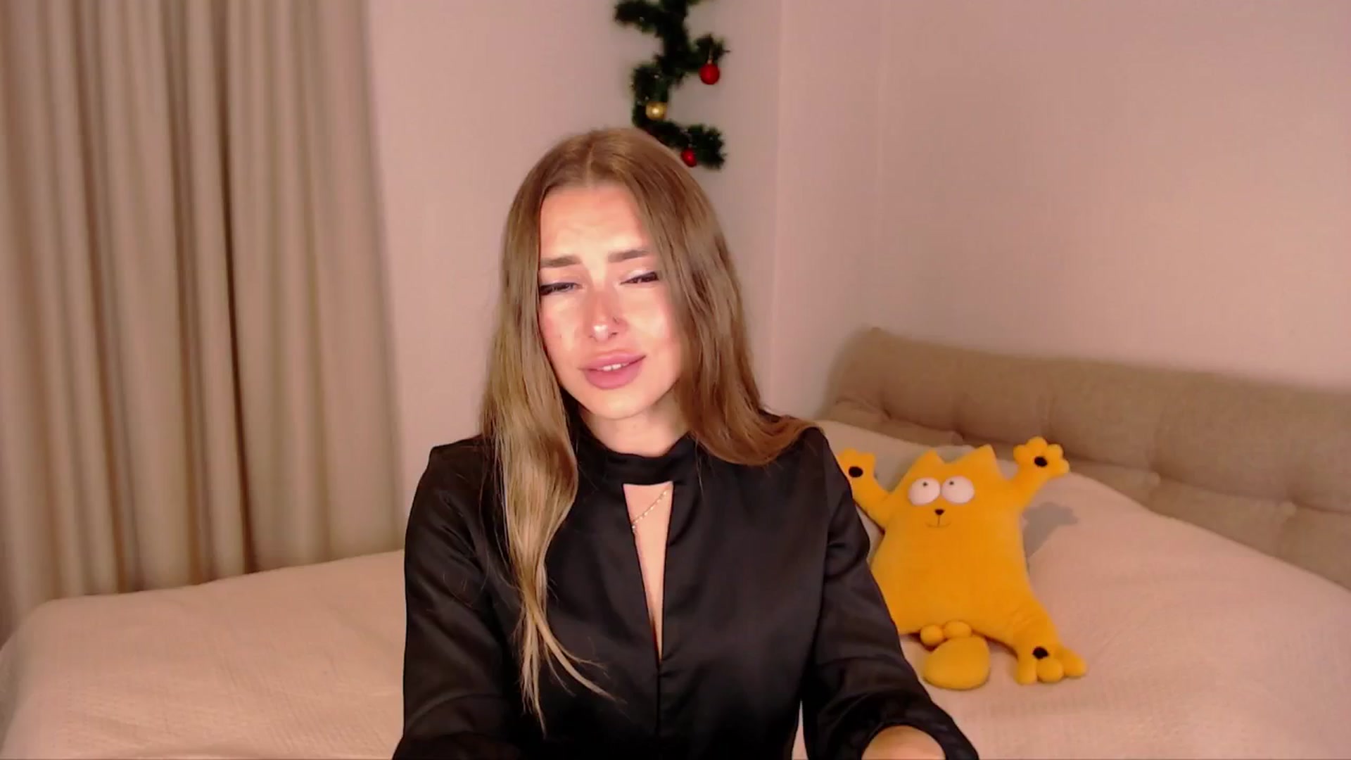 Gallery image thumbnail from SimonsWife's myfreecams stream on, 01/13/2025, 12:47 image 6 of 20