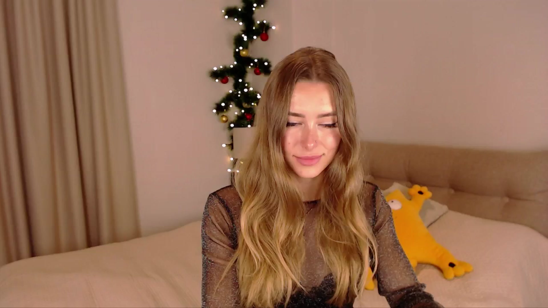 Gallery image thumbnail from SimonsWife's myfreecams stream on, 01/23/2025, 12:18 image 19 of 20