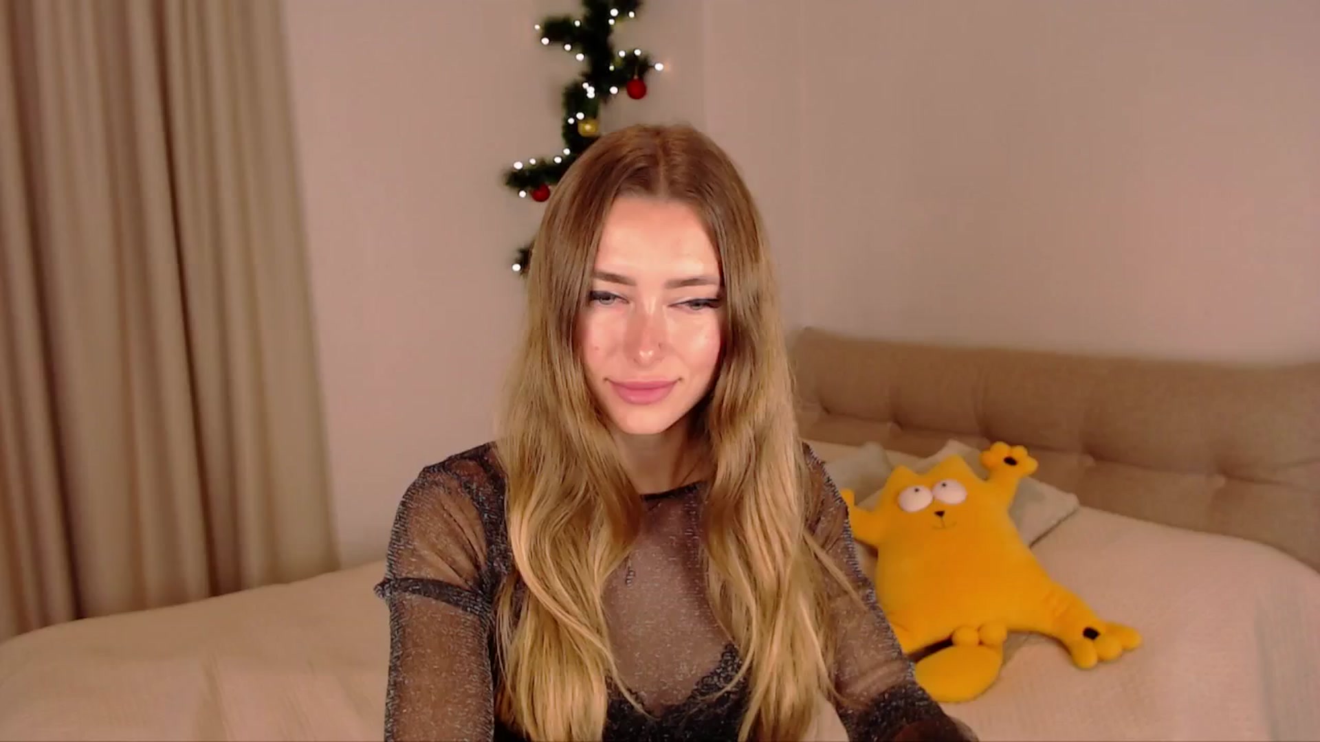 Gallery image thumbnail from SimonsWife's myfreecams stream on, 01/23/2025, 12:18 image 3 of 20