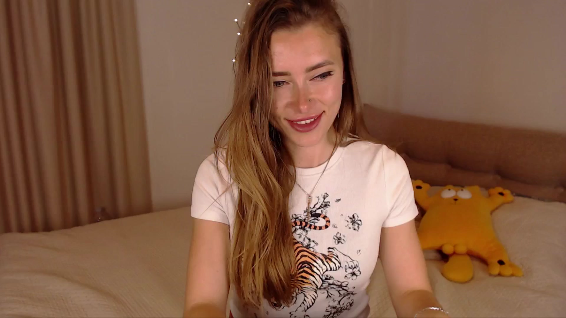 Gallery image thumbnail from SimonsWife's myfreecams stream on, 04/21/2025, 13:50 image 20 of 20