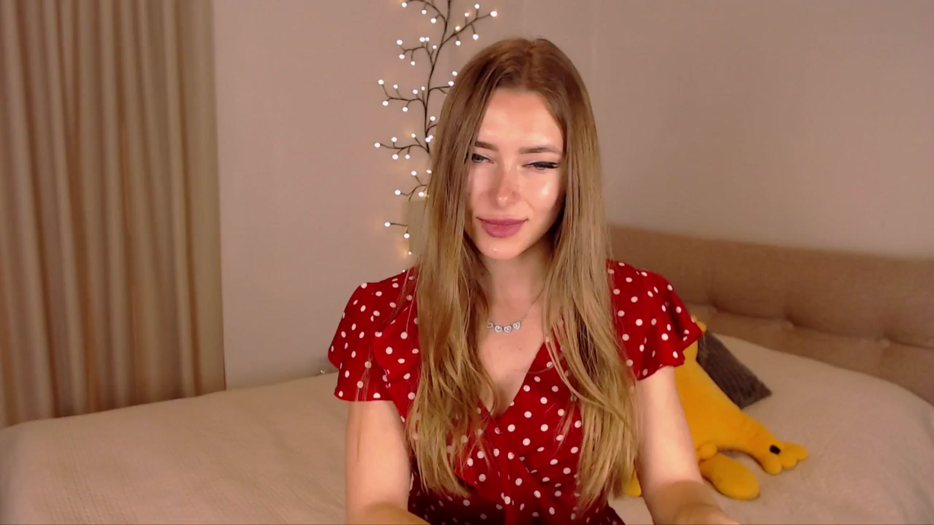 Gallery image thumbnail from SimonsWife's myfreecams stream on, 05/08/2025, 15:37 image 1 of 20