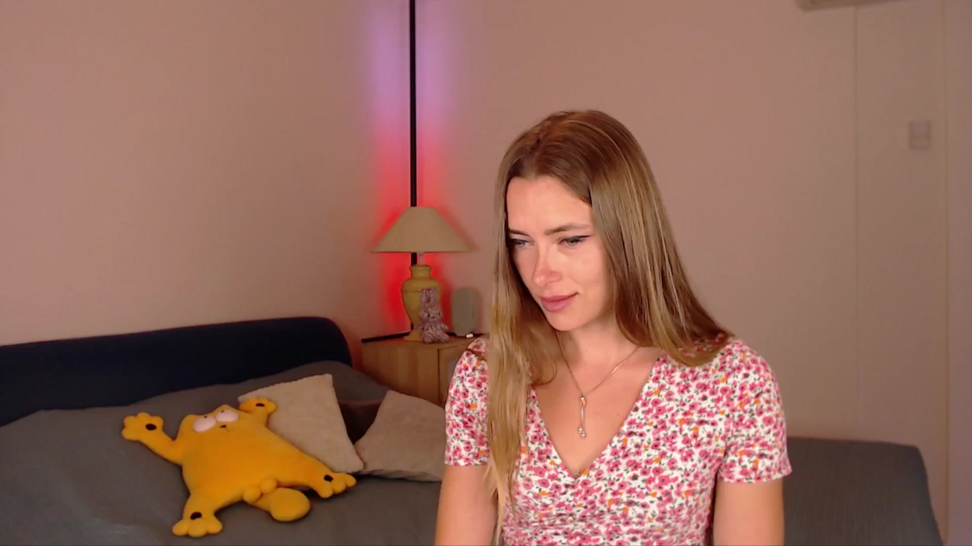 Gallery image thumbnail from SimonsWife's myfreecams stream on, 06/12/2025, 13:44 image 18 of 20