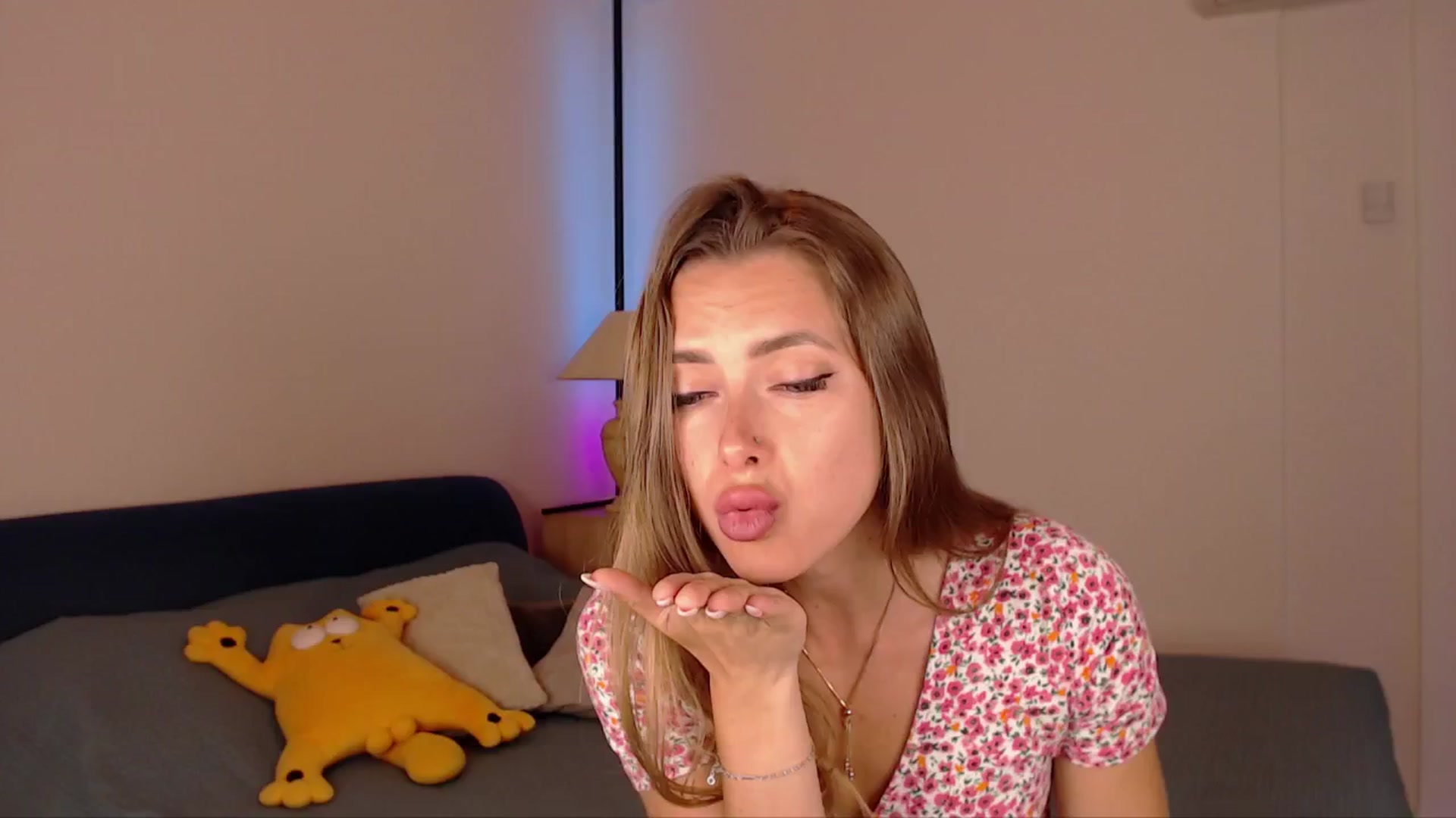 Gallery image thumbnail from SimonsWife's myfreecams stream on, 06/12/2025, 14:43 image 20 of 20