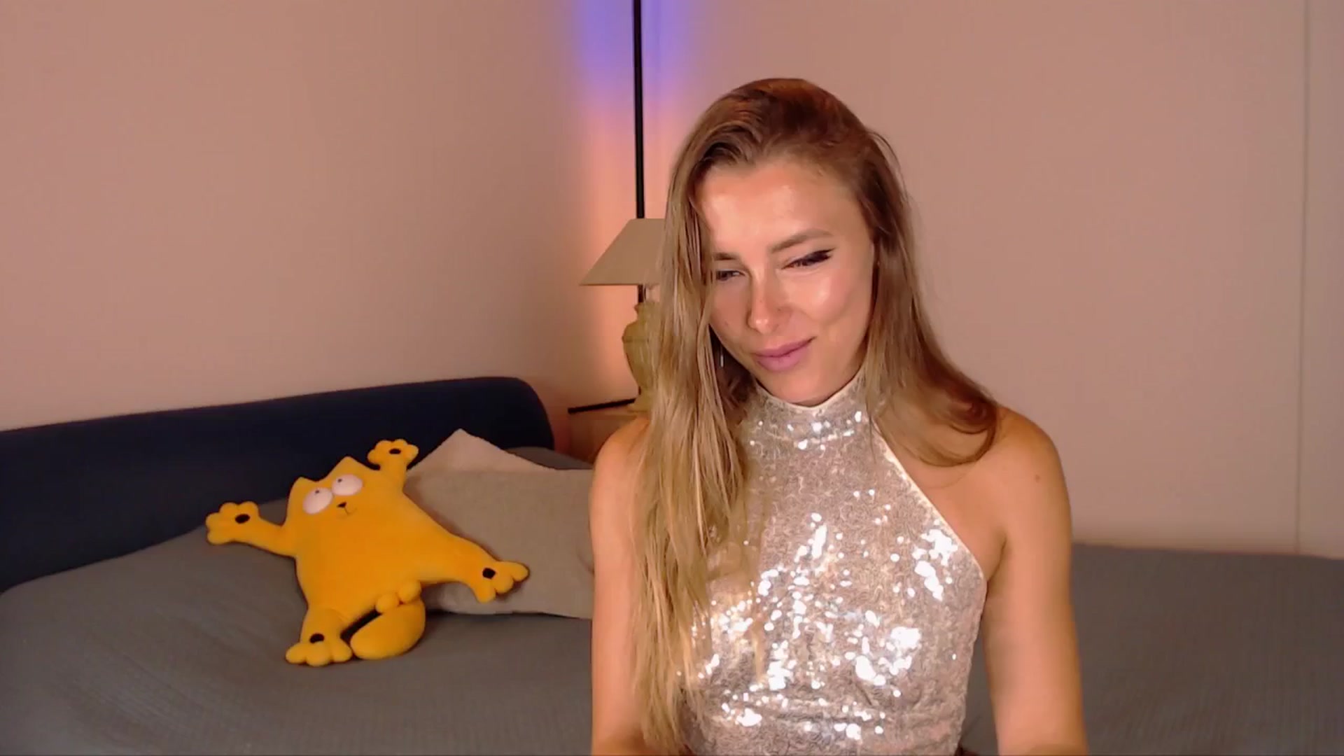 Gallery image thumbnail from SimonsWife's myfreecams stream on, 07/02/2025, 12:44 image 17 of 20