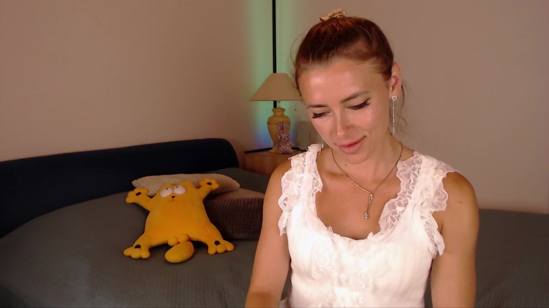 Gallery image thumbnail from SimonsWife's myfreecams stream on, 07/06/2025, 15:07 image 17 of 20