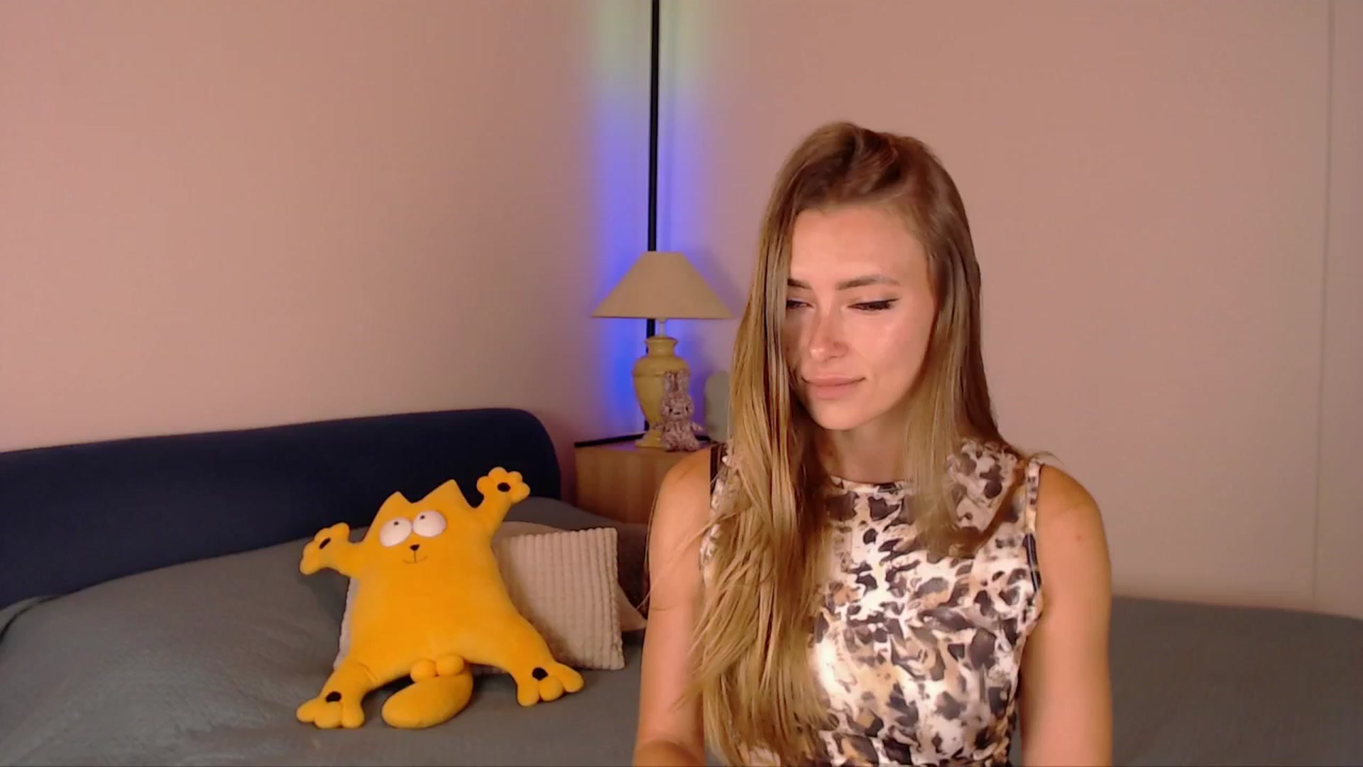 Gallery image thumbnail from SimonsWife's myfreecams stream on, 07/07/2025, 12:47 image 9 of 20