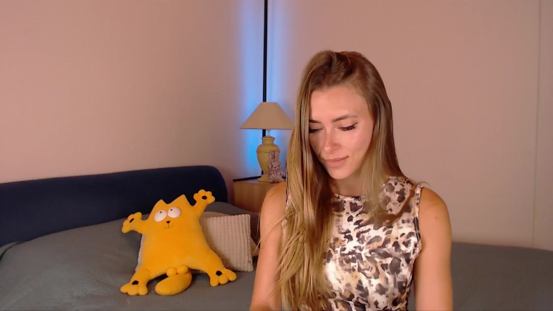 Gallery image thumbnail from SimonsWife's myfreecams stream on, 07/07/2025, 12:47 image 7 of 20