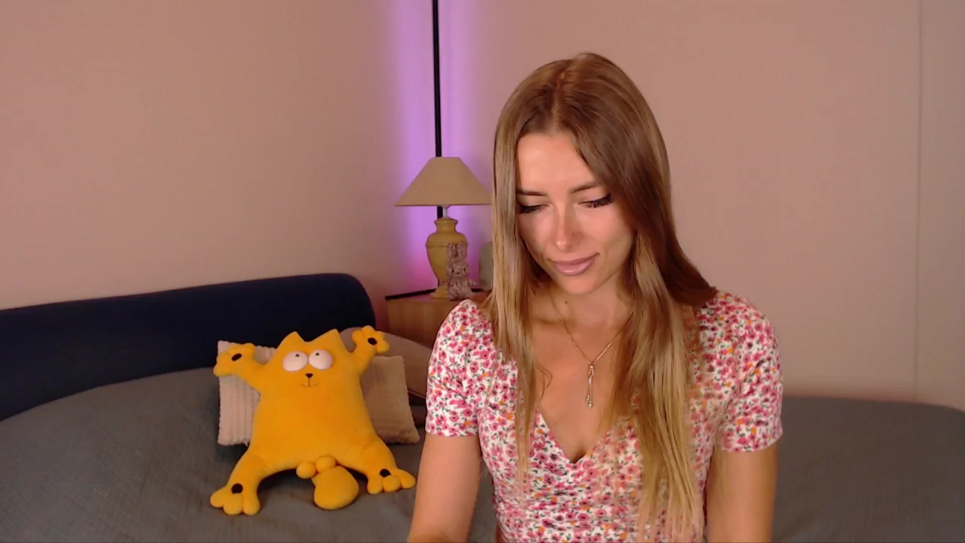 Gallery image thumbnail from SimonsWife's myfreecams stream on, 07/09/2025, 14:29 image 1 of 20