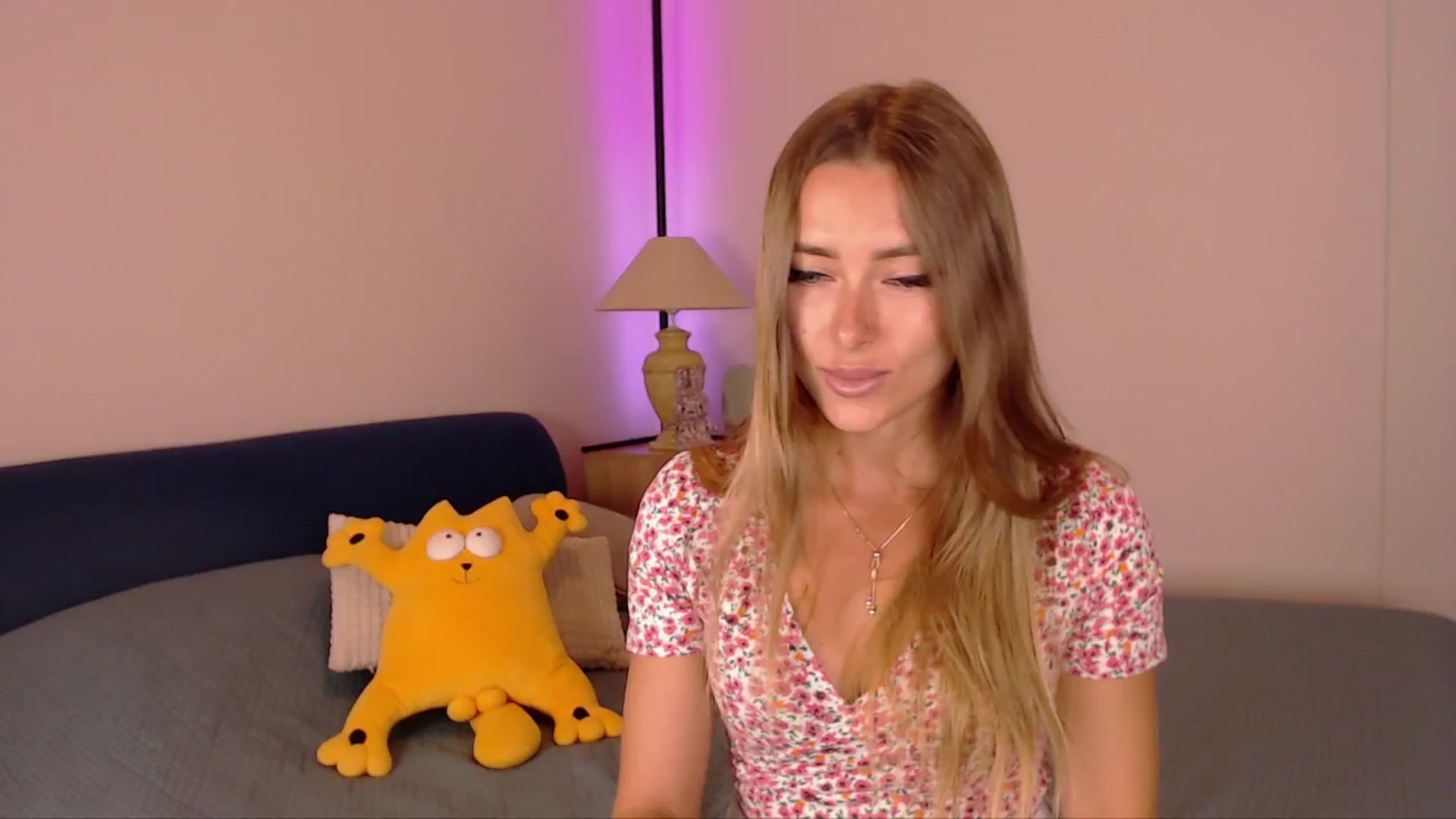 Gallery image thumbnail from SimonsWife's myfreecams stream on, 07/09/2025, 14:29 image 18 of 20