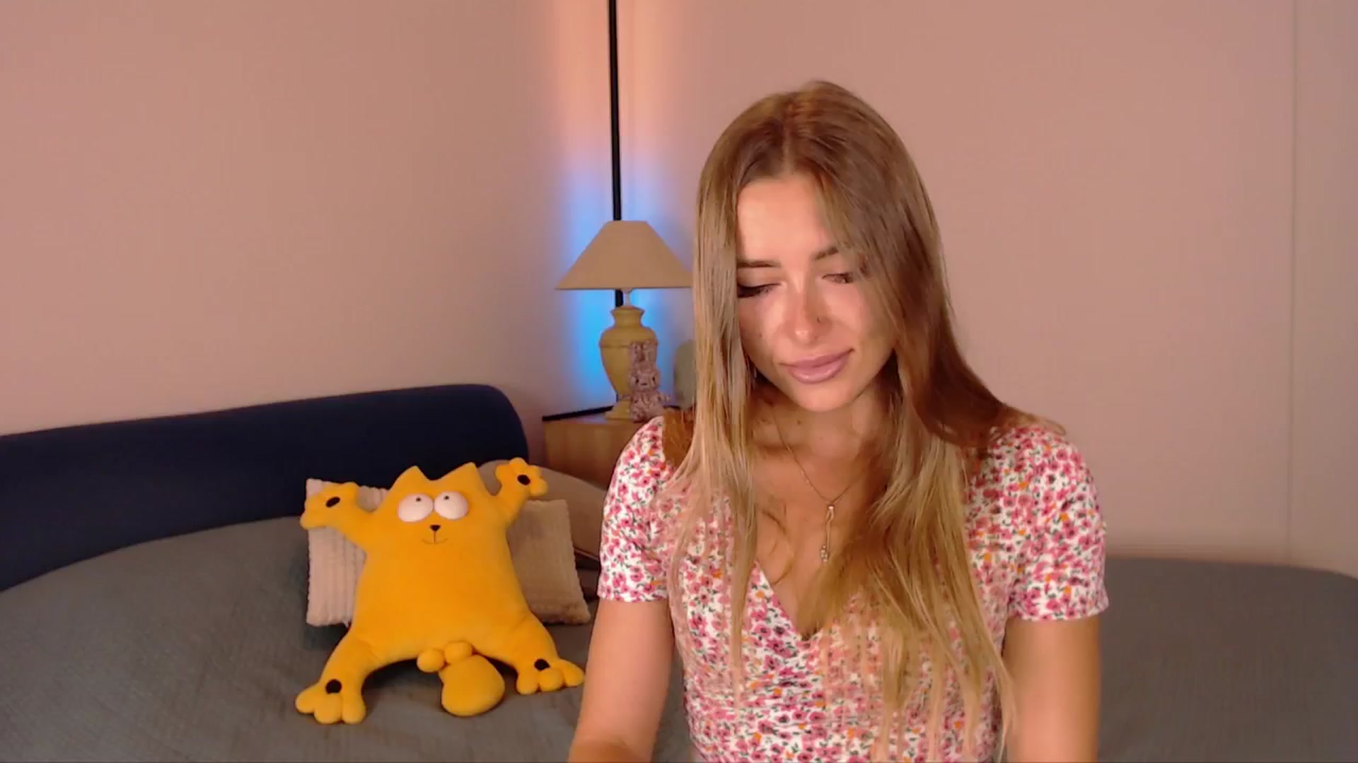Gallery image thumbnail from SimonsWife's myfreecams stream on, 07/09/2025, 14:29 image 17 of 20