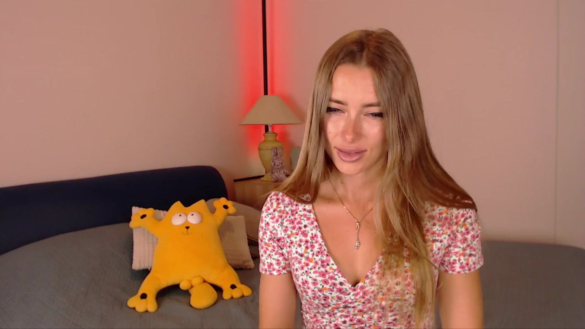 Gallery image thumbnail from SimonsWife's myfreecams stream on, 07/09/2025, 15:02 image 2 of 20
