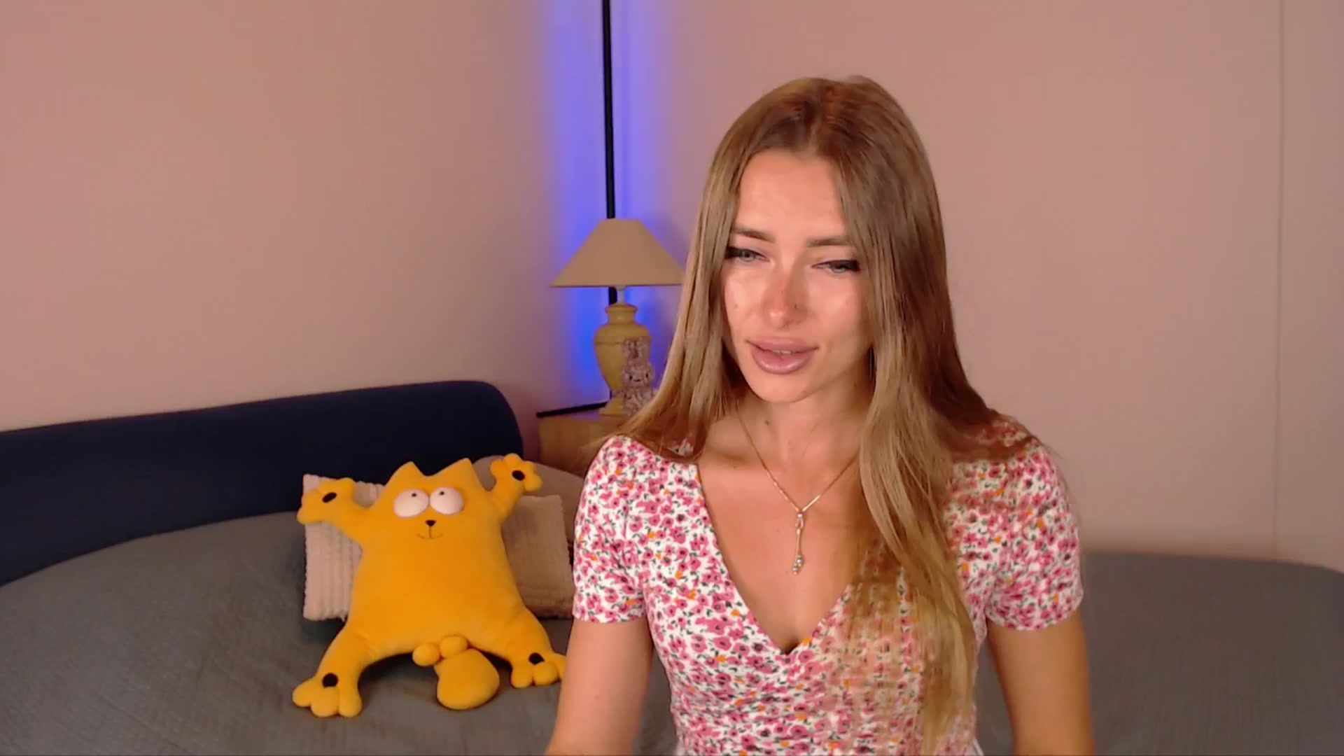 Gallery image thumbnail from SimonsWife's myfreecams stream on, 07/09/2025, 15:02 image 1 of 20