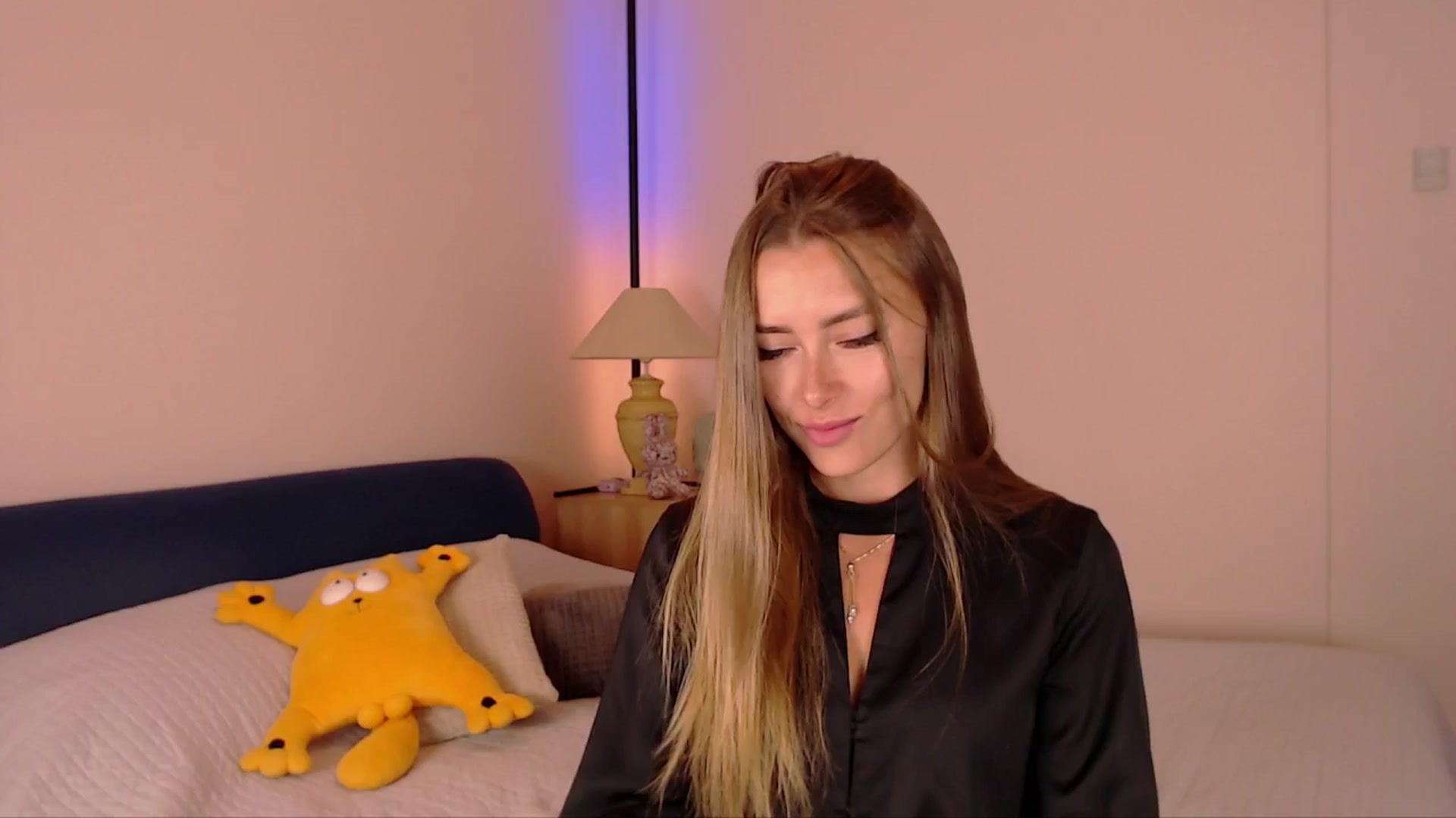 Gallery image thumbnail from SimonsWife's myfreecams stream on, 07/16/2025, 14:24 image 9 of 20