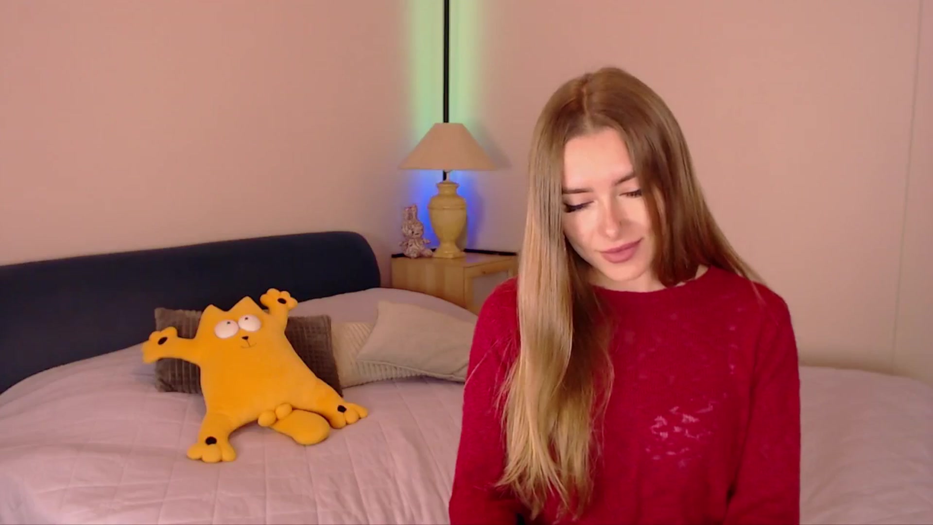 Gallery image thumbnail from SimonsWife's myfreecams stream on, 10/12/2025, 12:58 image 3 of 20