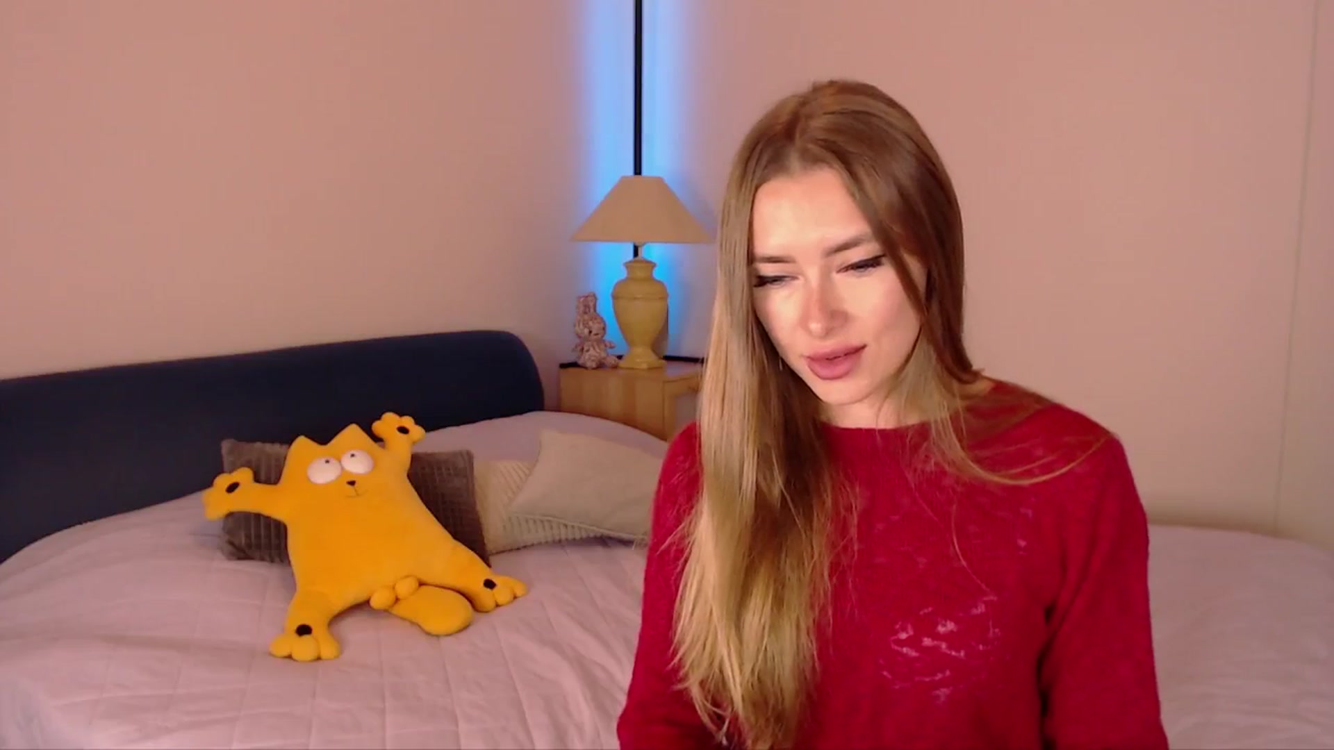 Gallery image thumbnail from SimonsWife's myfreecams stream on, 10/12/2025, 12:58 image 16 of 20