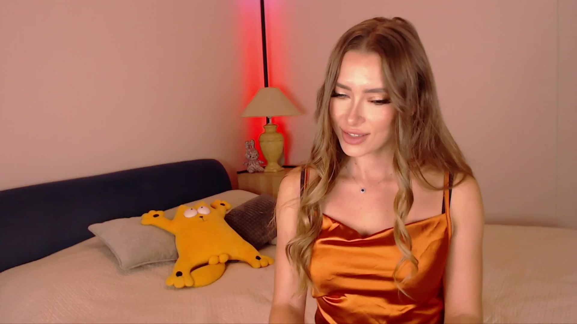 Gallery image thumbnail from SimonsWife's myfreecams stream on, 10/16/2025, 16:35 image 3 of 20