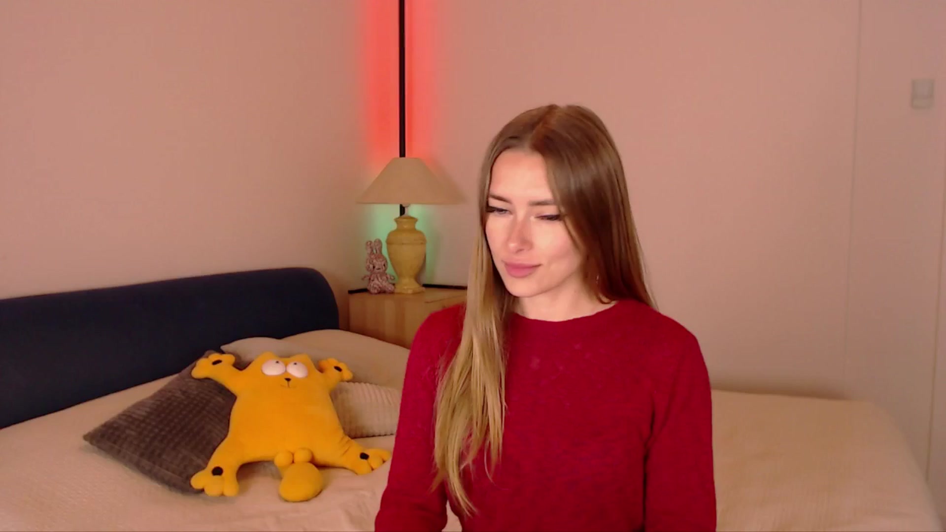 Gallery image thumbnail from SimonsWife's myfreecams stream on, 10/29/2025, 14:49 image 14 of 20