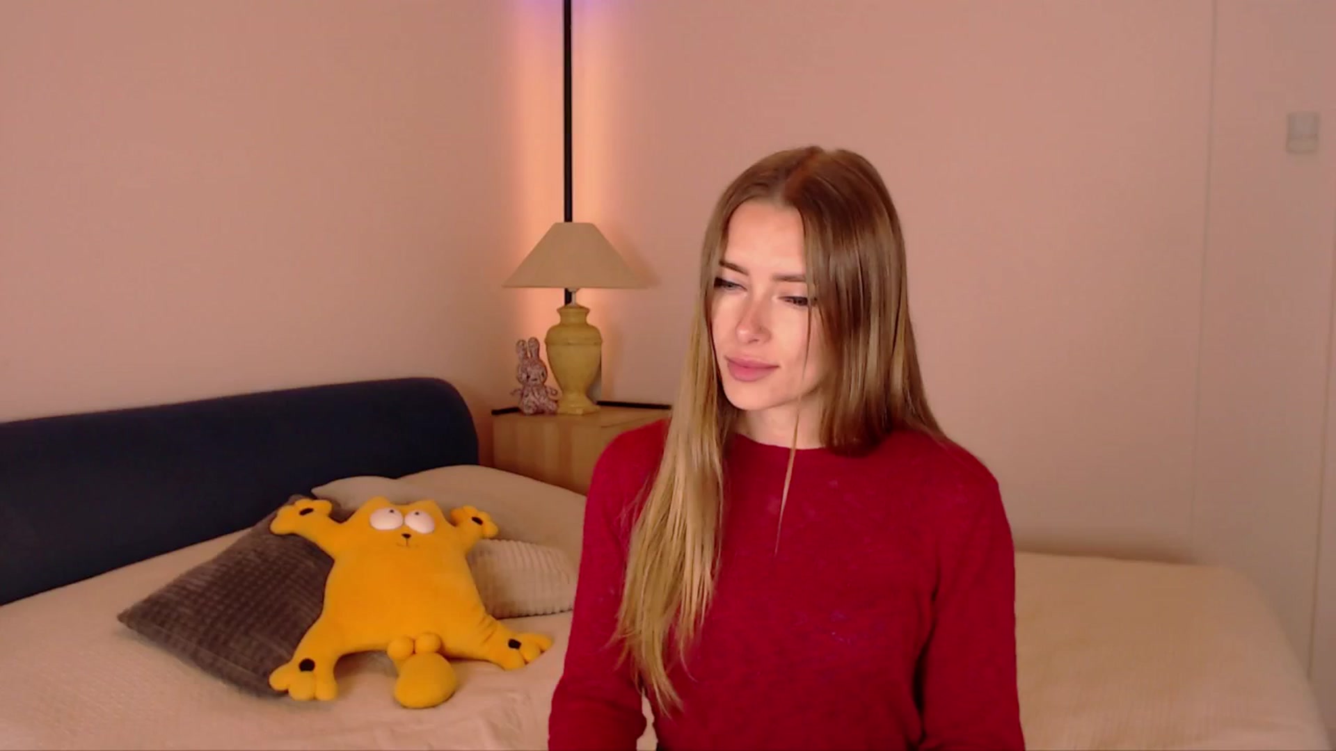 Gallery image thumbnail from SimonsWife's myfreecams stream on, 10/29/2025, 14:49 image 3 of 20