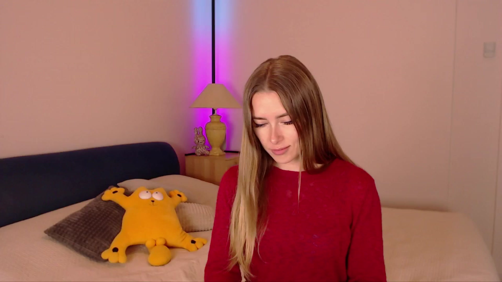 Gallery image thumbnail from SimonsWife's myfreecams stream on, 10/29/2025, 14:49 image 9 of 20