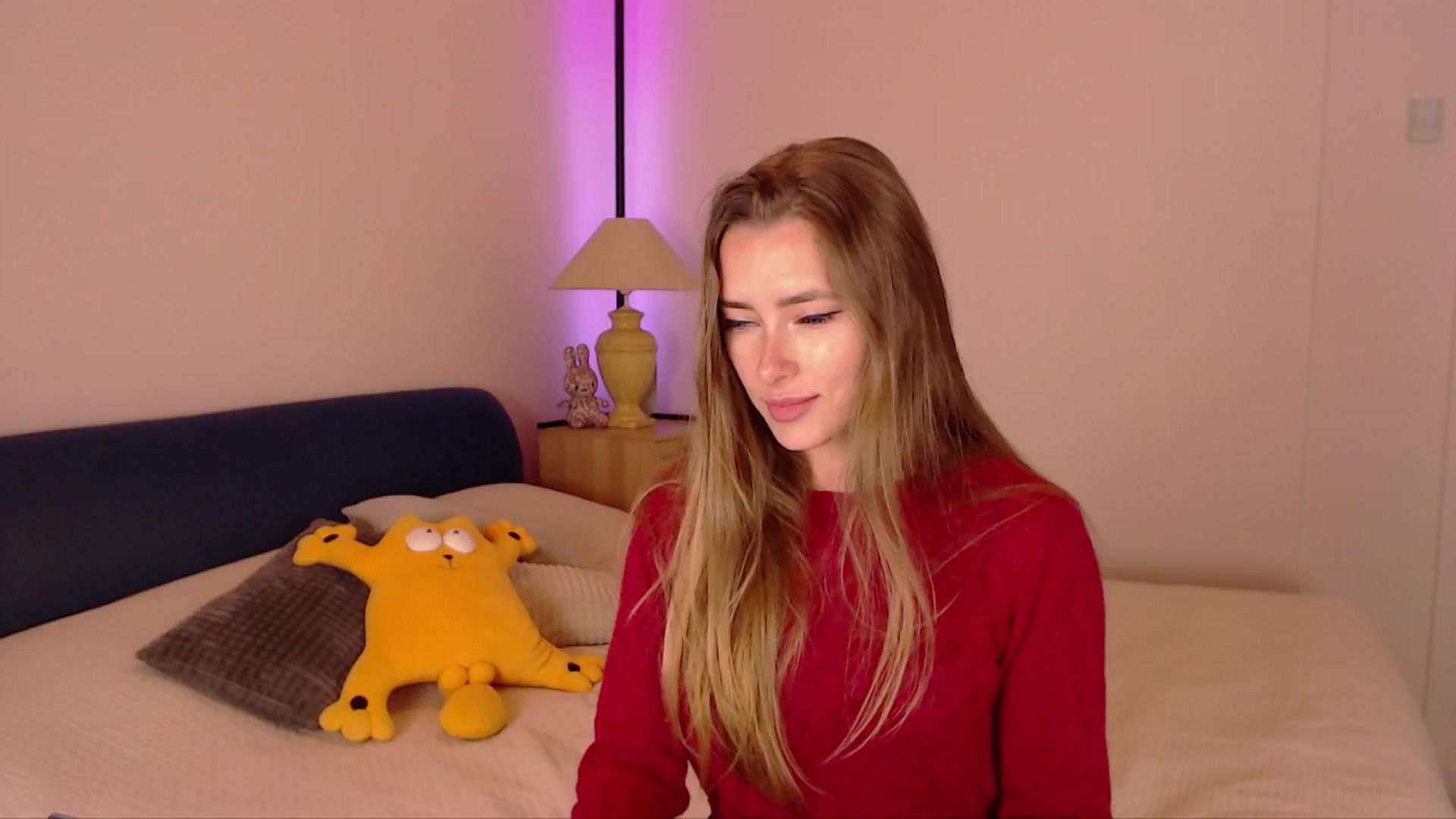 Gallery image thumbnail from SimonsWife's myfreecams stream on, 10/29/2025, 15:43 image 13 of 20