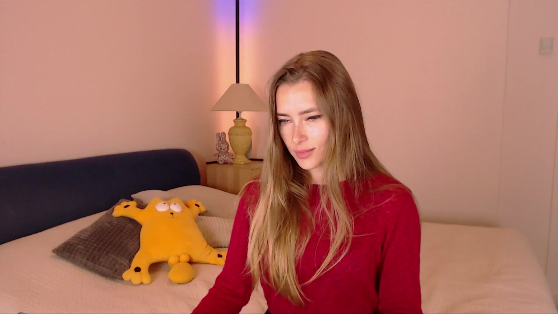 Gallery image thumbnail from SimonsWife's myfreecams stream on, 10/29/2025, 15:43 image 18 of 20