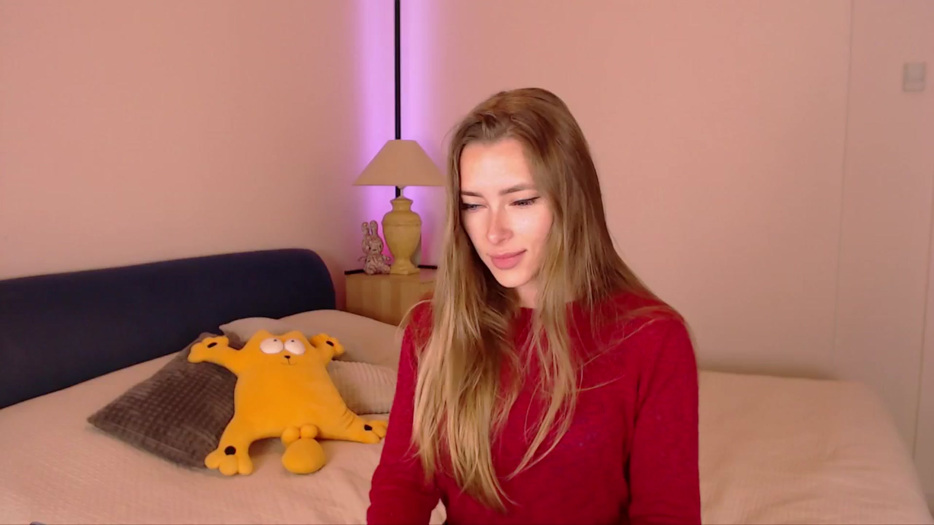 Gallery image thumbnail from SimonsWife's myfreecams stream on, 10/29/2025, 15:43 image 17 of 20