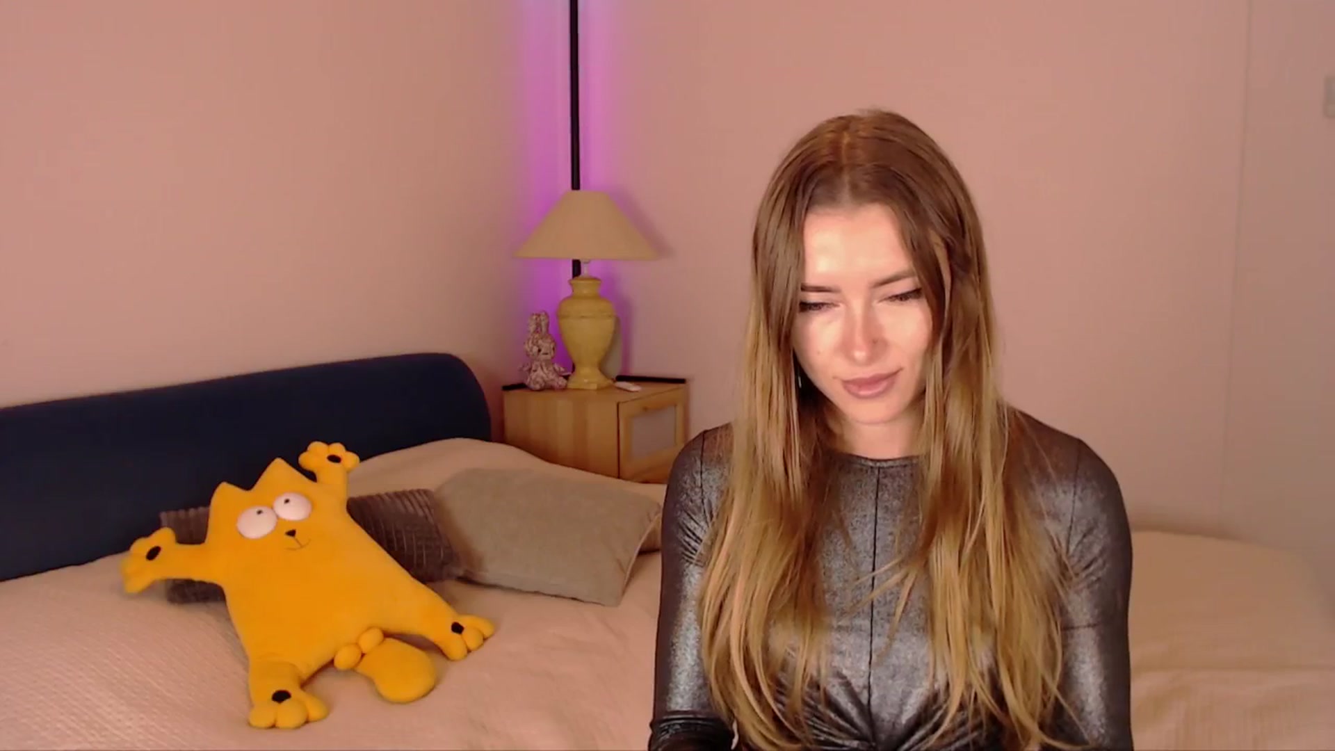 Gallery image thumbnail from SimonsWife's myfreecams stream on, 11/03/2025, 15:50 image 20 of 20
