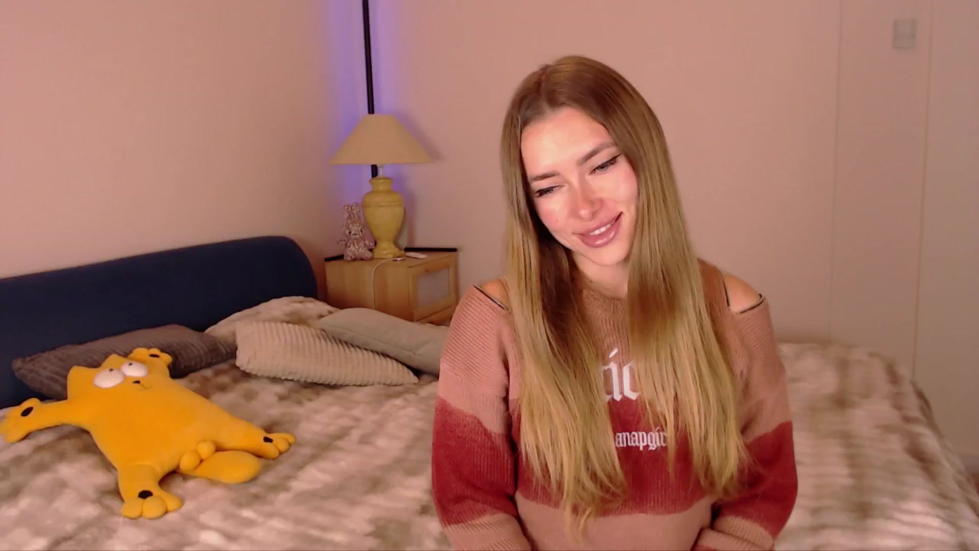 Gallery image thumbnail from SimonsWife's myfreecams stream on, 12/01/2025, 14:41 image 19 of 20
