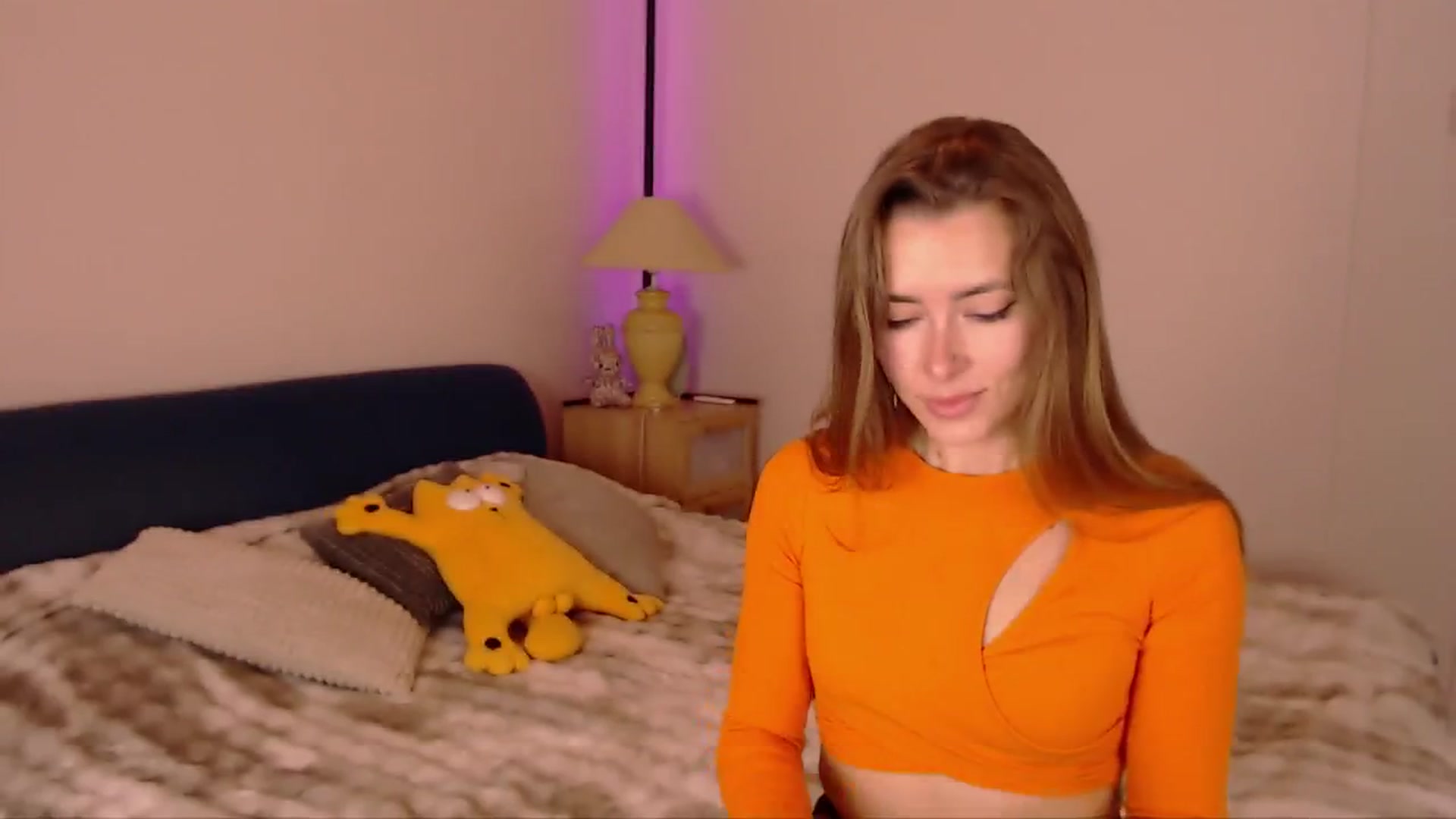 Gallery image thumbnail from SimonsWife's myfreecams stream on, 12/07/2025, 15:42 image 19 of 20