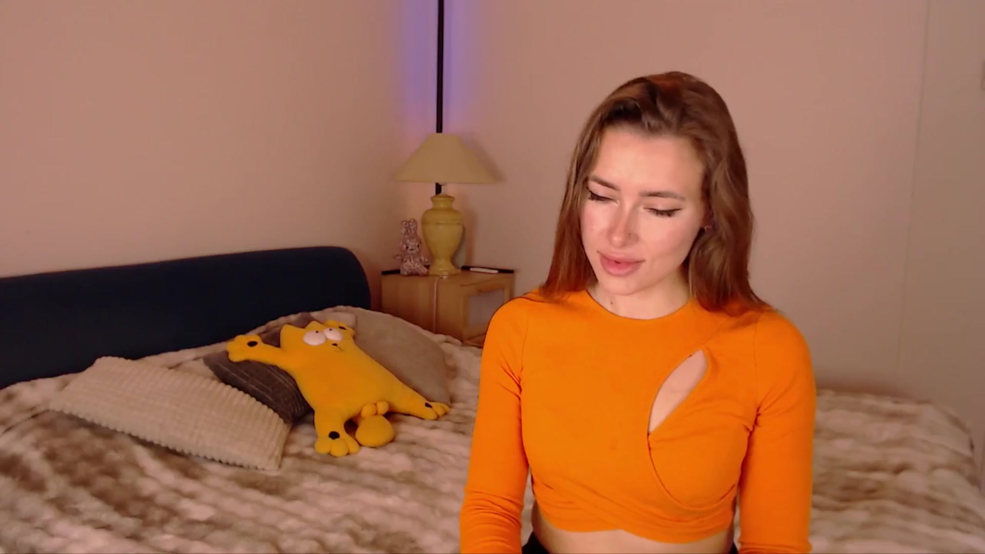 Gallery image thumbnail from SimonsWife's myfreecams stream on, 12/07/2025, 15:42 image 17 of 20