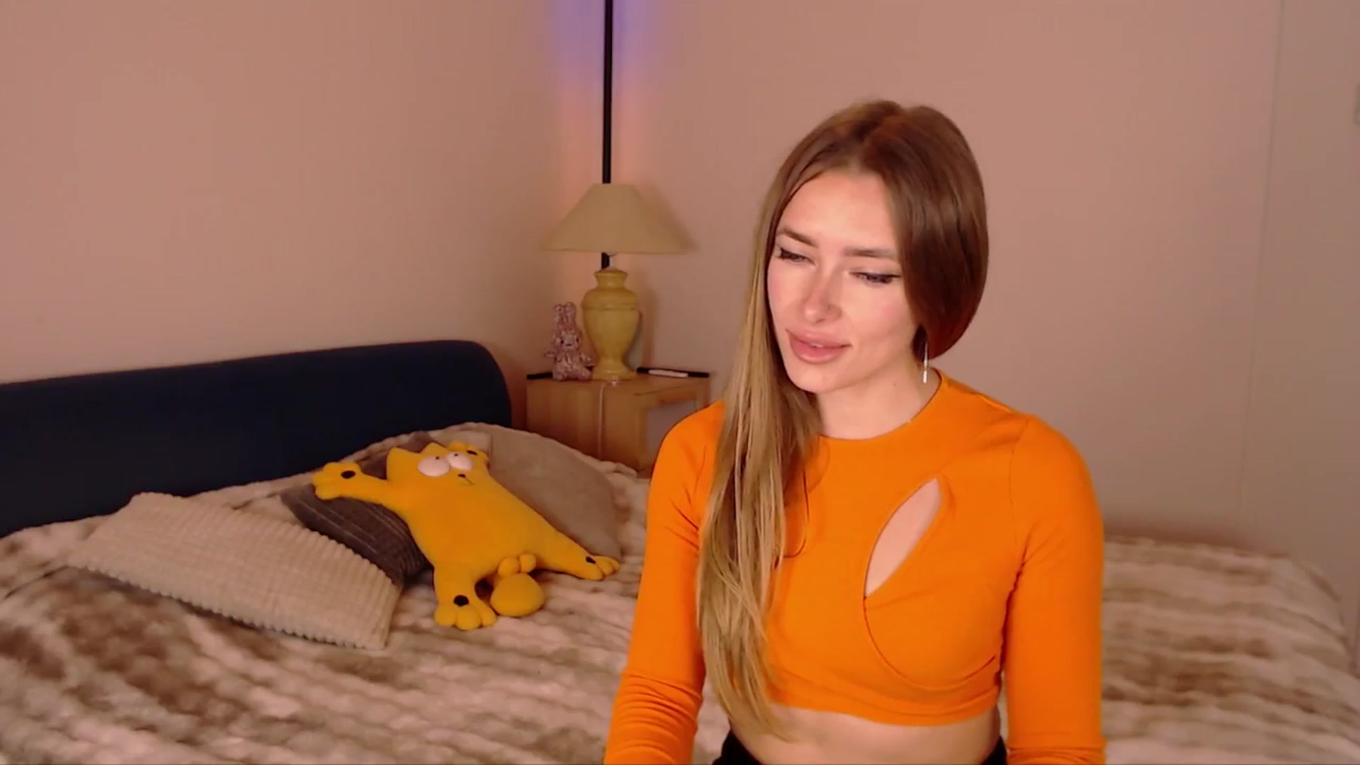 Gallery image thumbnail from SimonsWife's myfreecams stream on, 12/07/2025, 15:42 image 12 of 20