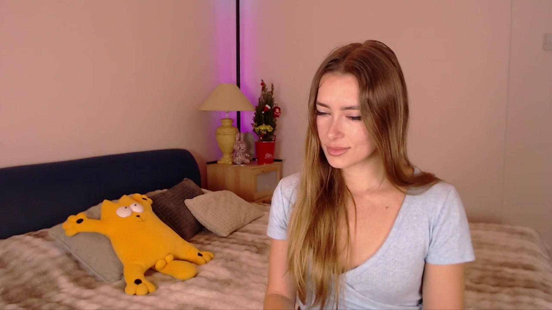 Gallery image thumbnail from SimonsWife's myfreecams stream on, 12/11/2025, 14:29 image 12 of 20