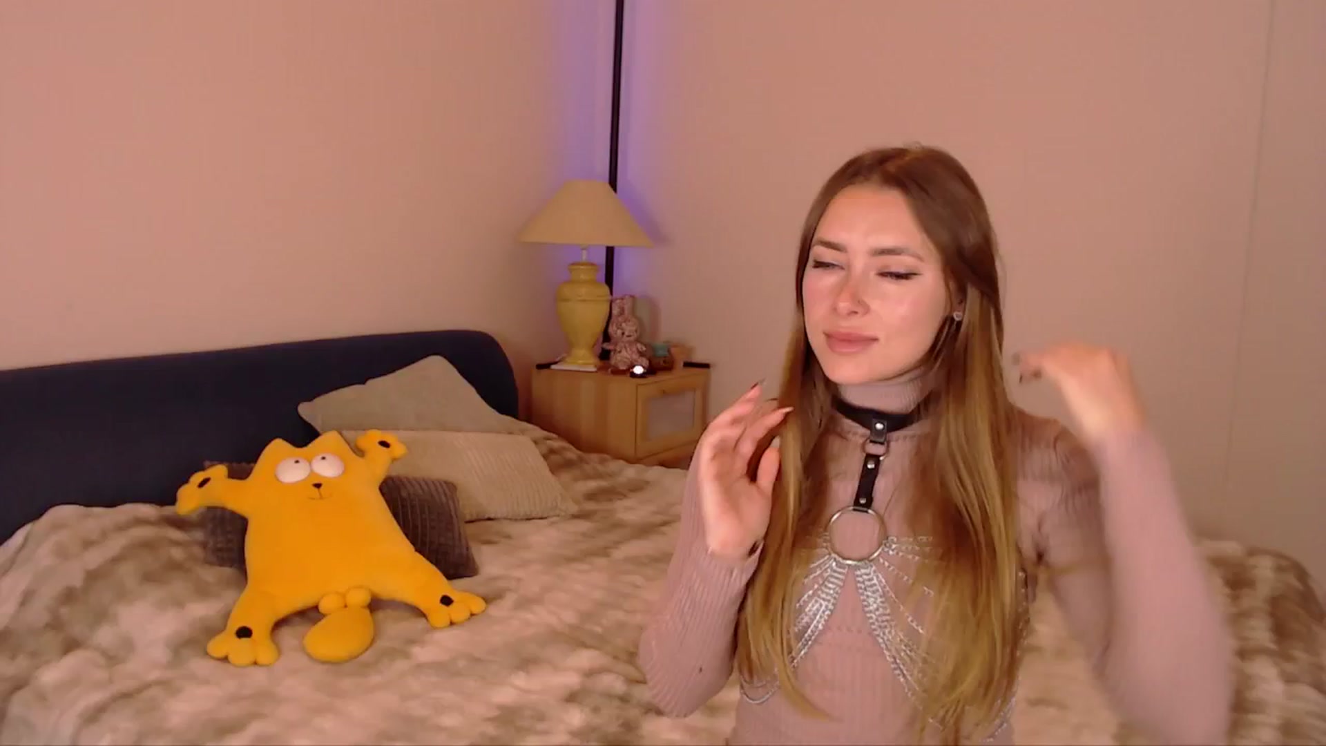 Gallery image thumbnail from SimonsWife's myfreecams stream on, 01/12/2026, 15:59 image 20 of 20