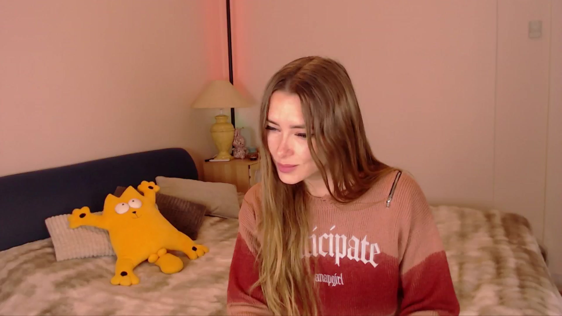 Gallery image thumbnail from SimonsWife's myfreecams stream on, 01/18/2026, 15:55 image 14 of 20