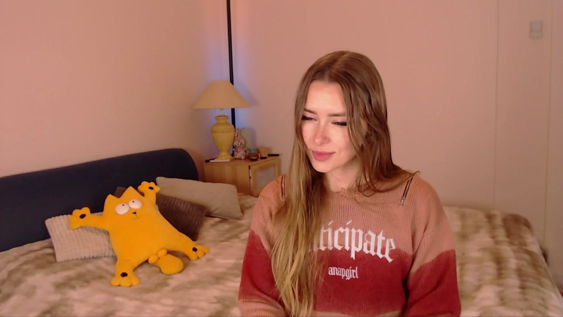 Gallery image thumbnail from SimonsWife's myfreecams stream on, 01/18/2026, 15:55 image 20 of 20