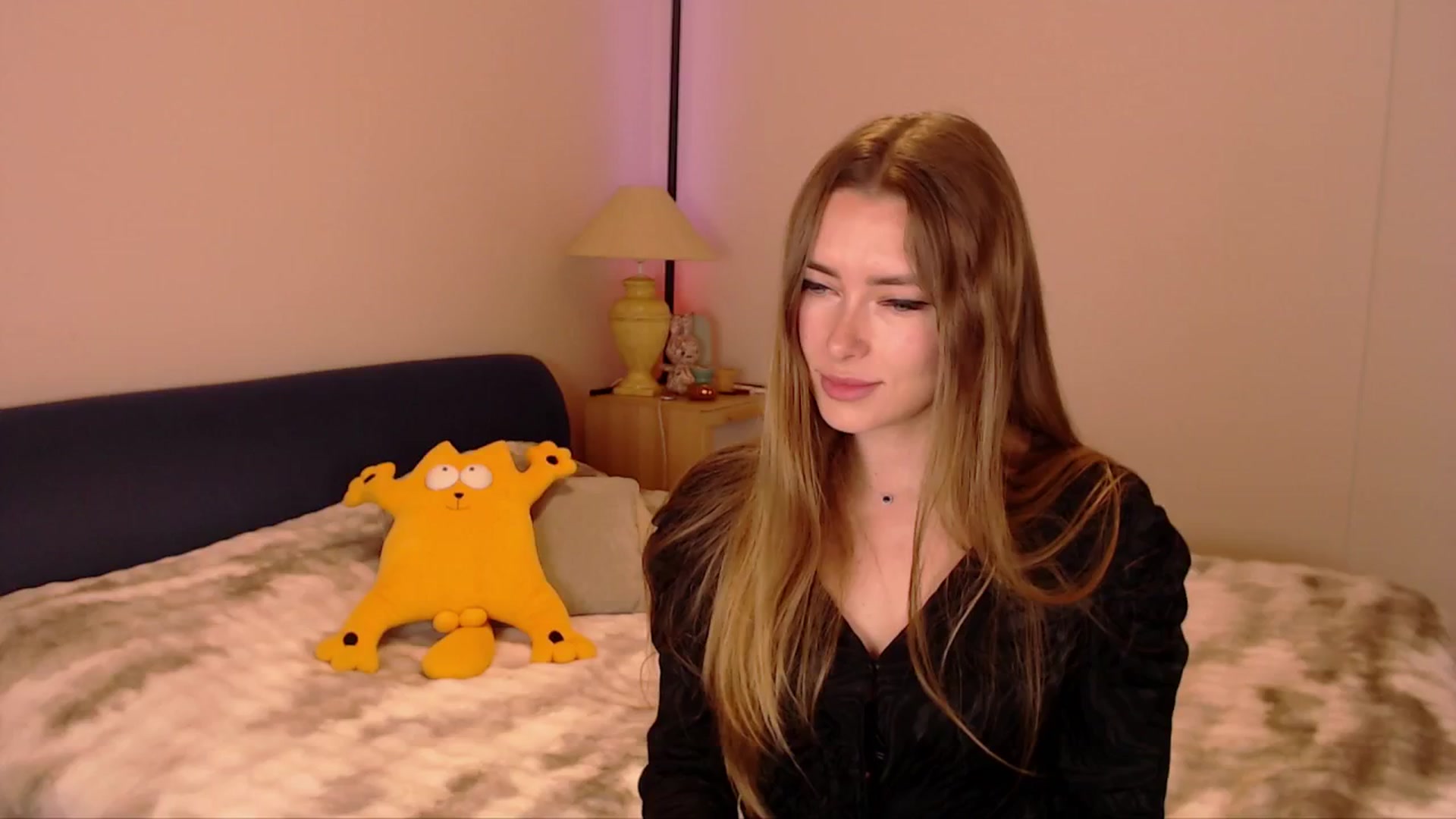 Gallery image thumbnail from SimonsWife's myfreecams stream on, 02/09/2026, 13:36 image 19 of 20