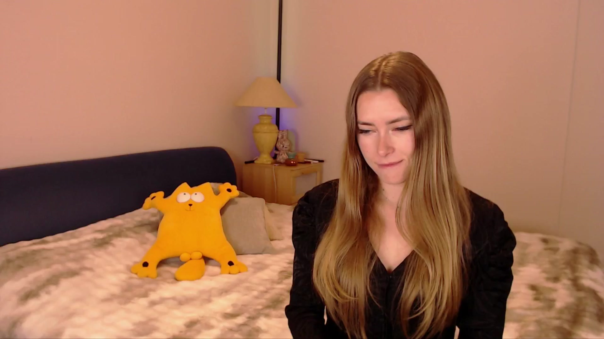 Gallery image thumbnail from SimonsWife's myfreecams stream on, 02/09/2026, 13:36 image 2 of 20