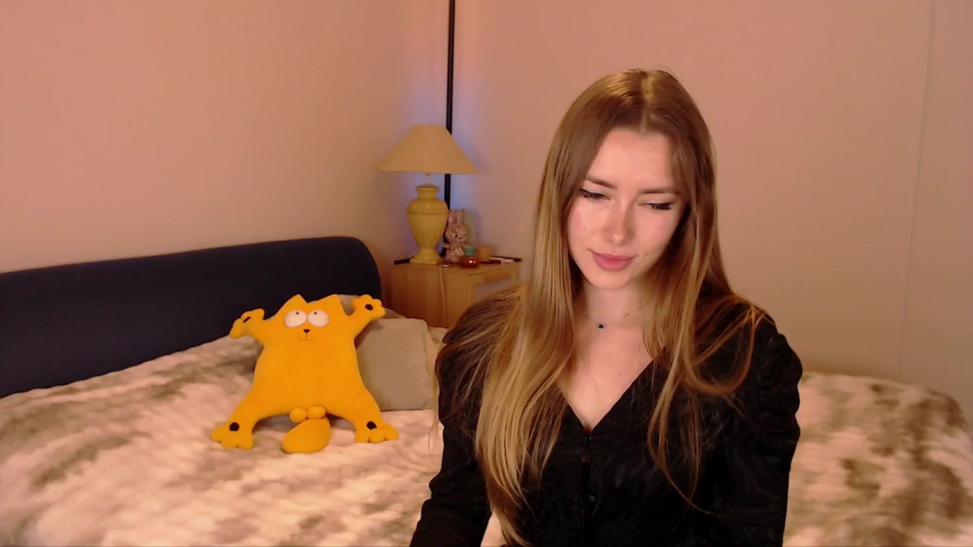 Gallery image thumbnail from SimonsWife's myfreecams stream on, 02/09/2026, 13:36 image 18 of 20