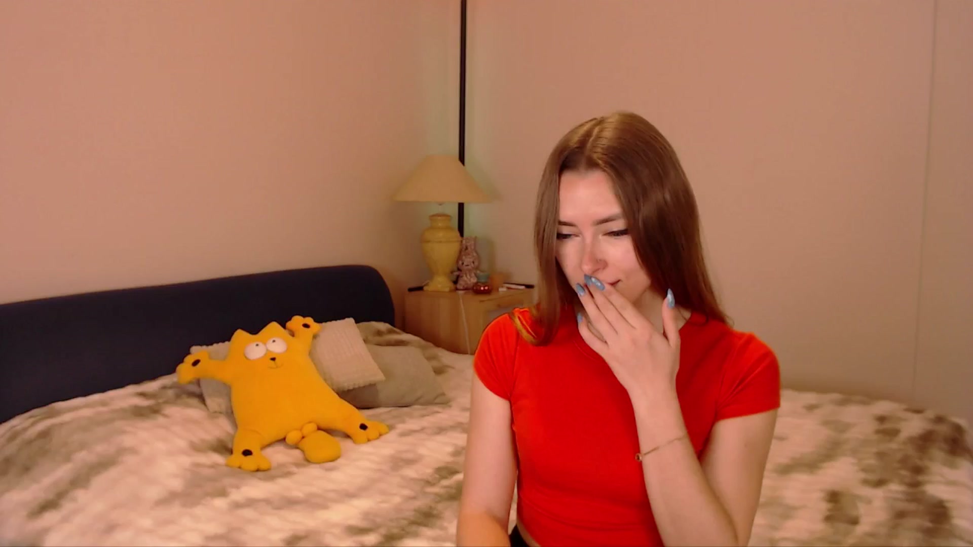Gallery image thumbnail from SimonsWife's myfreecams stream on, 02/11/2026, 15:59 image 6 of 20