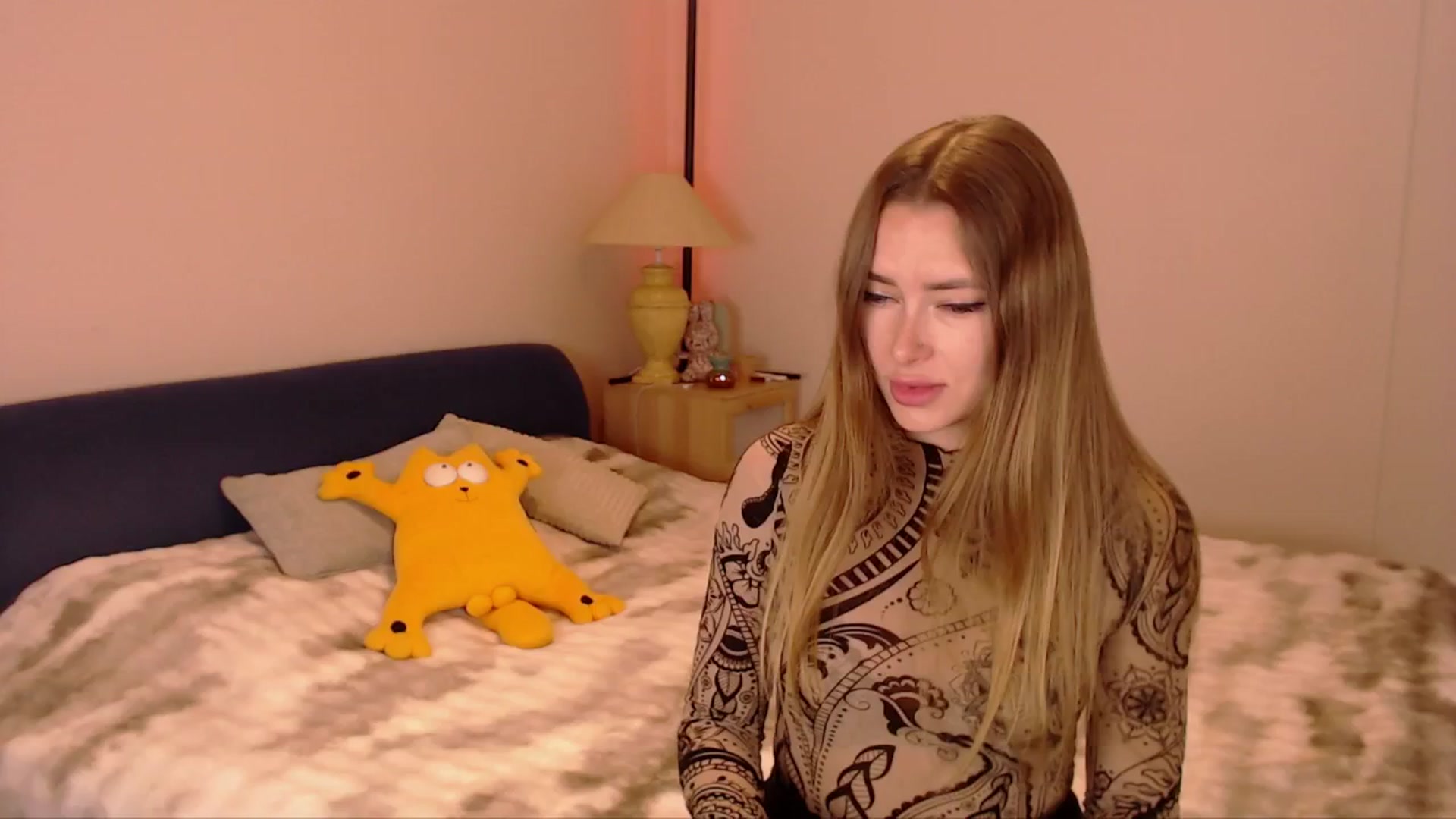 Gallery image thumbnail from SimonsWife's myfreecams stream on, 02/12/2026, 15:22 image 2 of 20