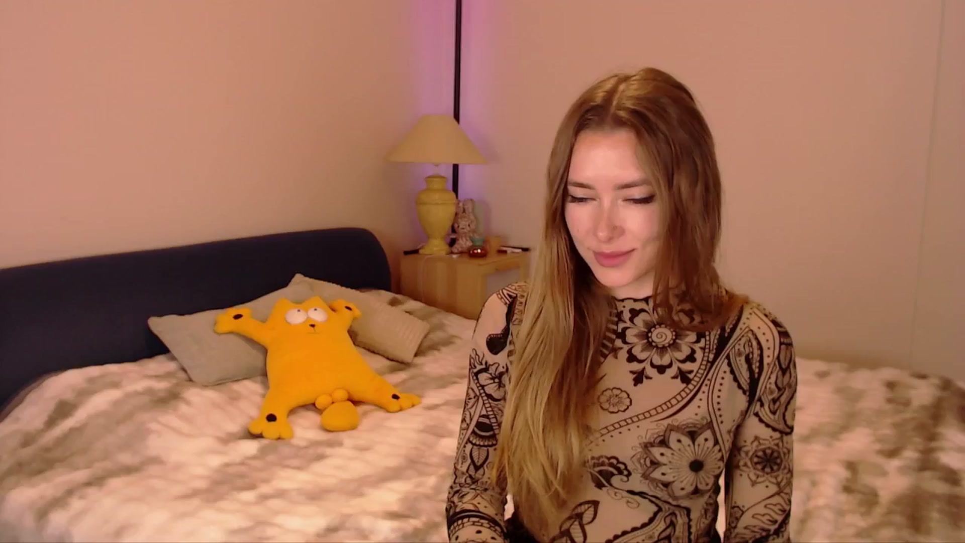 Gallery image thumbnail from SimonsWife's myfreecams stream on, 02/12/2026, 15:22 image 7 of 20