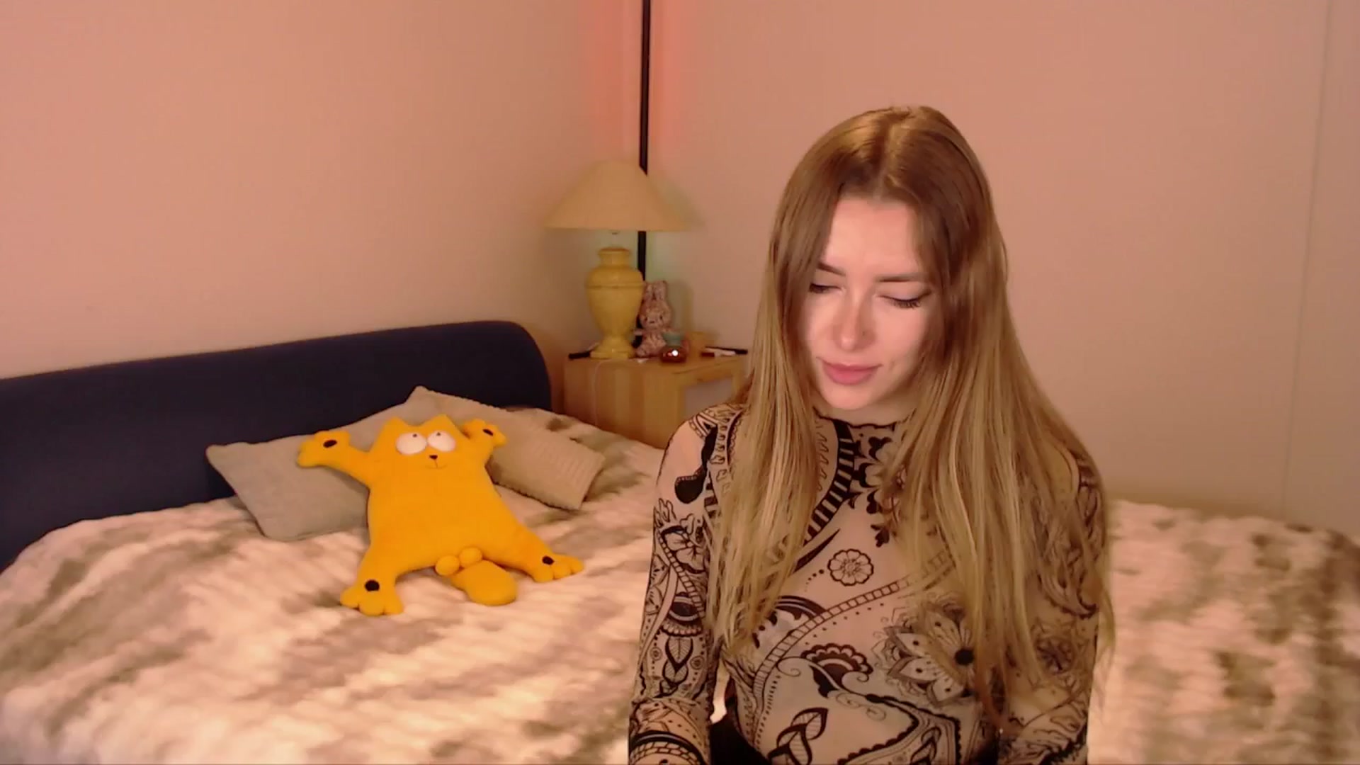 Gallery image thumbnail from SimonsWife's myfreecams stream on, 02/12/2026, 15:22 image 1 of 20